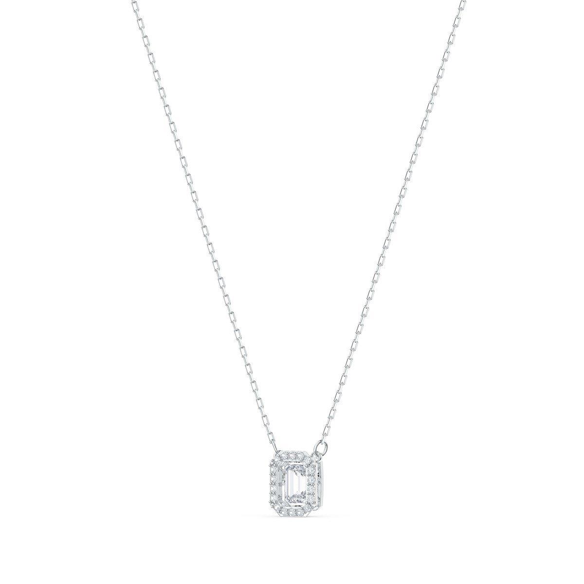 MarkasızMillenia Kolye Swarovski Zirconia Kare Beyaz Rodyum Kaplama | ÜnçerlerMillenia Kolye Swarovski Zirconia Kare Beyaz Rodyum Kaplama