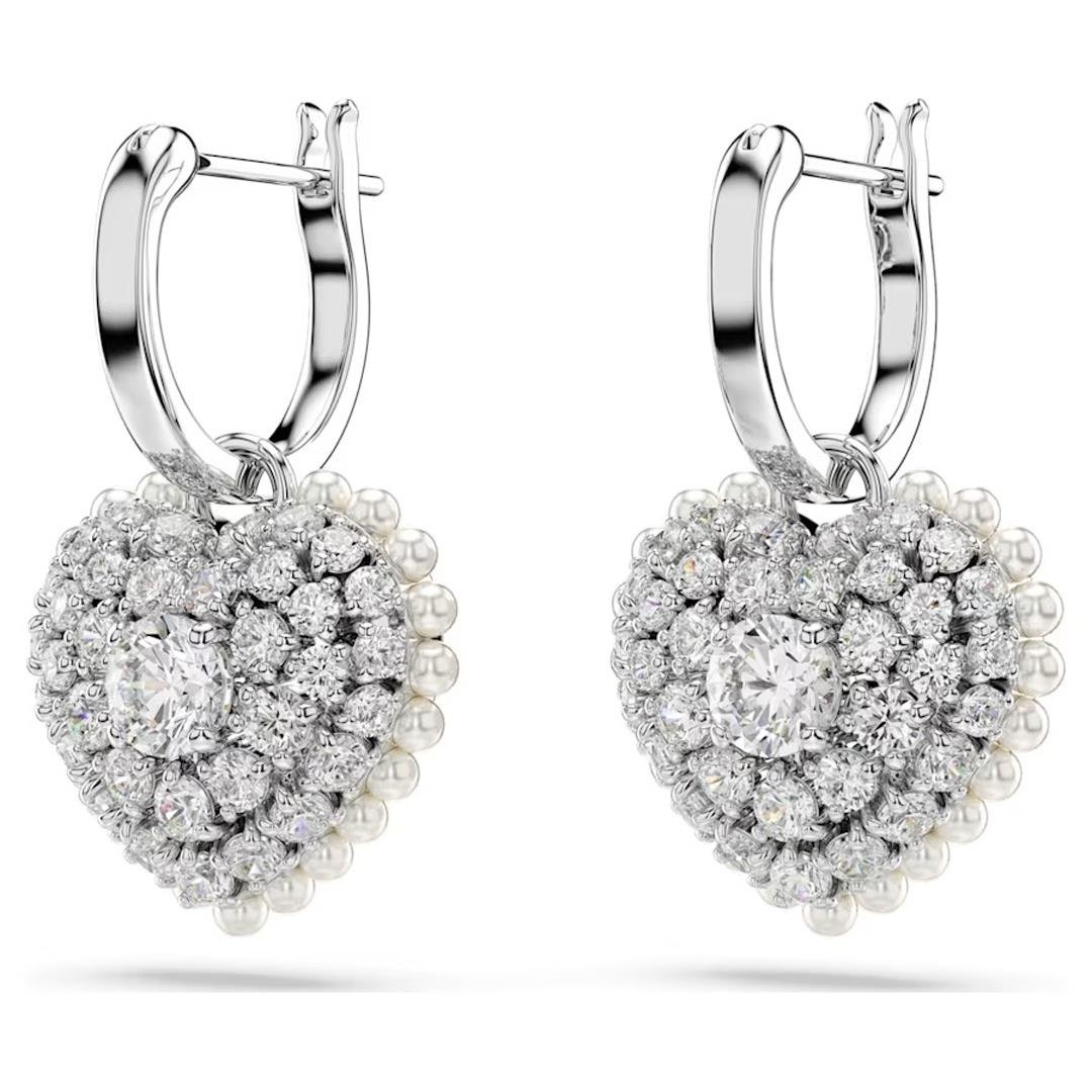 MarkasızSwarovski Hyperboala Kalp Şekilli Taşlı Kadın Küpe