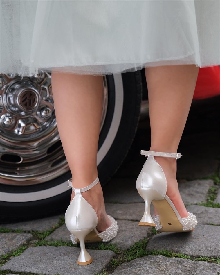 İncili Kadın Stiletto Gelin Ayakkabısı