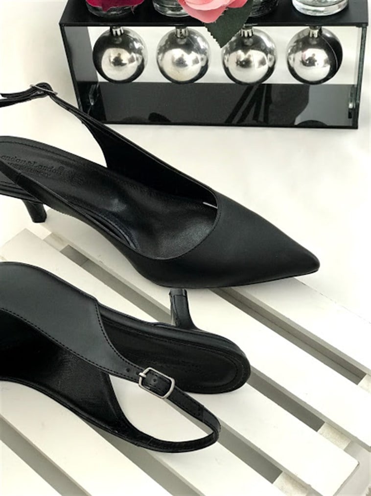 Siyah Topuklu Kadın Stiletto