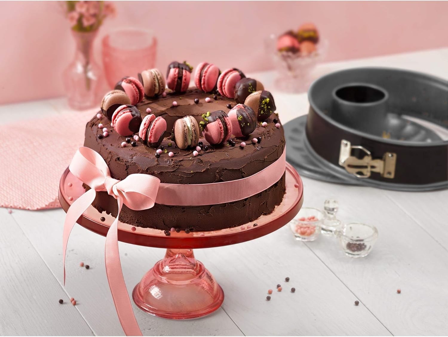 Kaiser Inspiration Borulu Kelepçeli Kek Kalıbı 26 Cm 66659589 