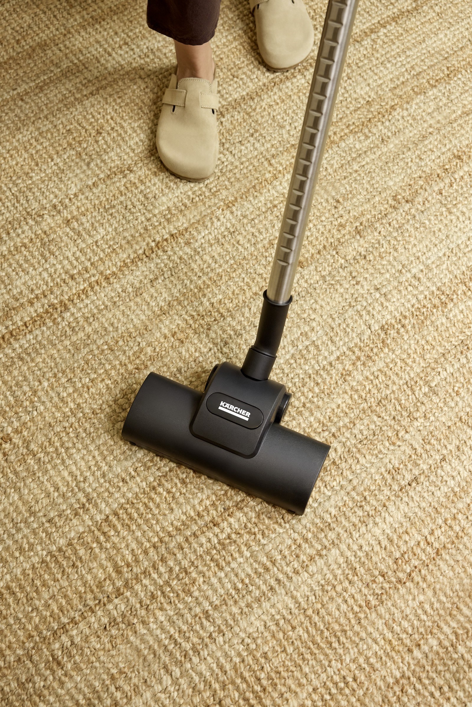 Karcher VCC 6 Cyclonex Dualcontrol BW 800 W Toz Torbasız Elektrikli Süpürge 