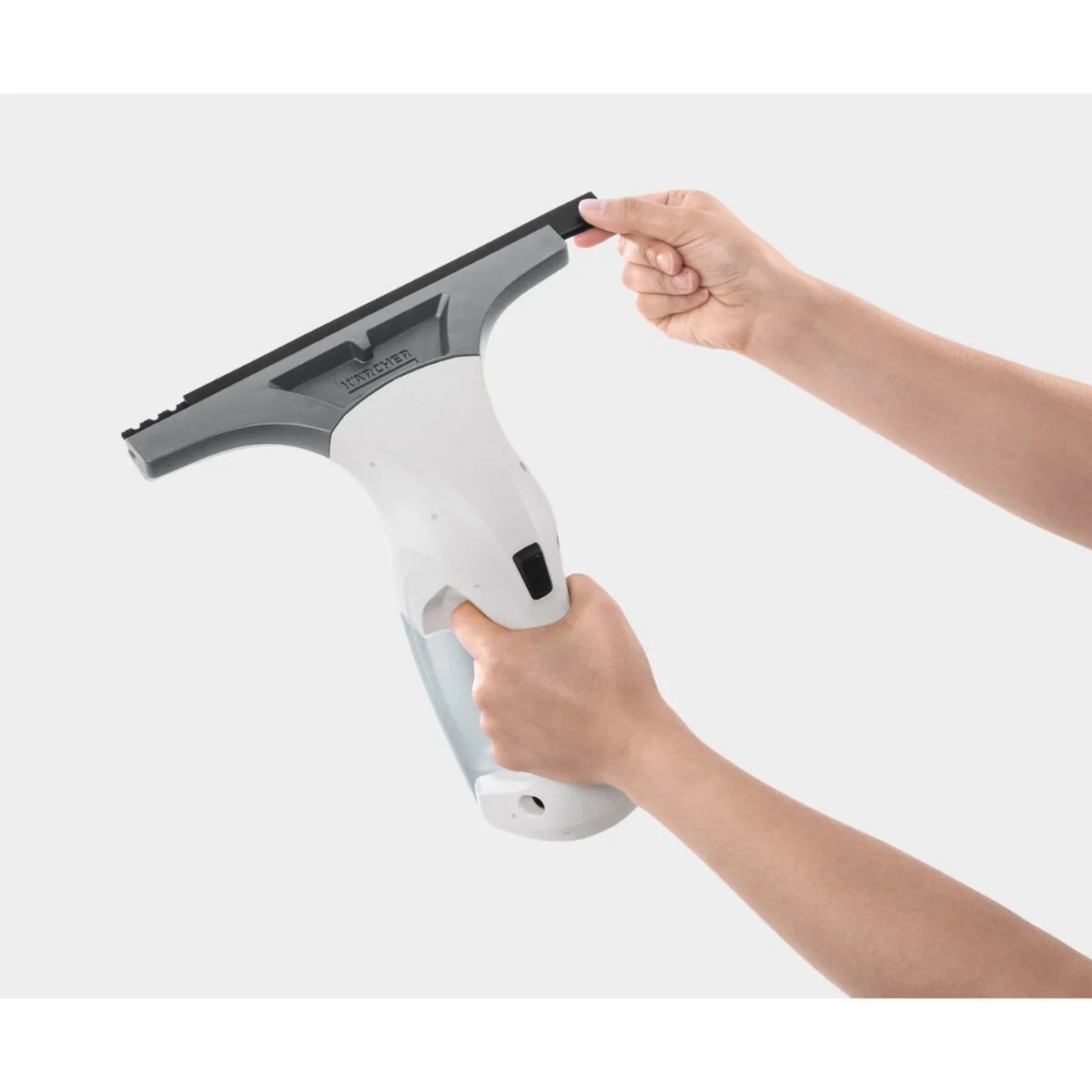 Karcher WV 1 Plus Şarjlı Cam Temizleme Silme Makinesi 