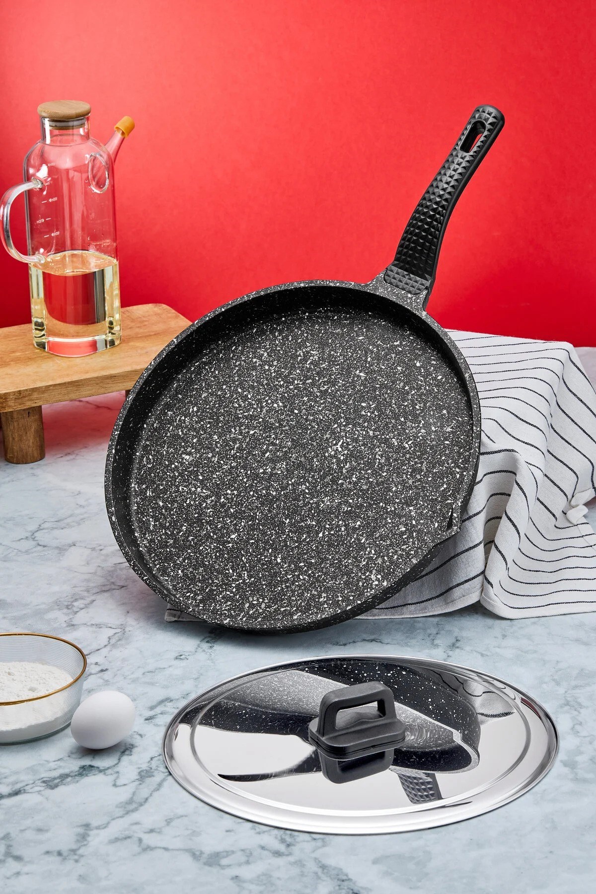 Taç Döküm Granit Balık Tavası Kapakl Hamsi Tava 34 Cm 