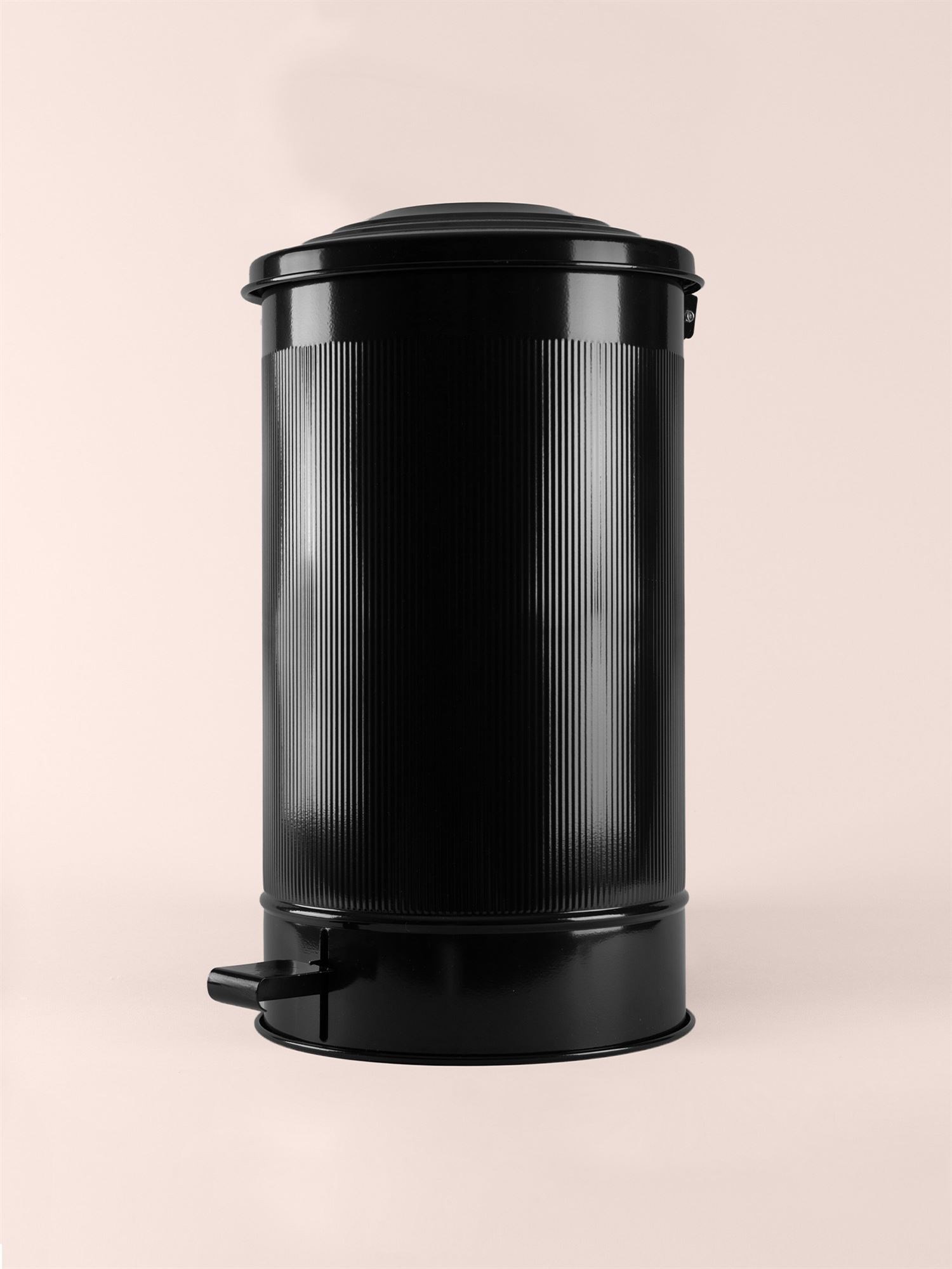 The Mia Stripe Mutfak ve Banyo Çöp Kovası Siyah 24 Litre STP0006 