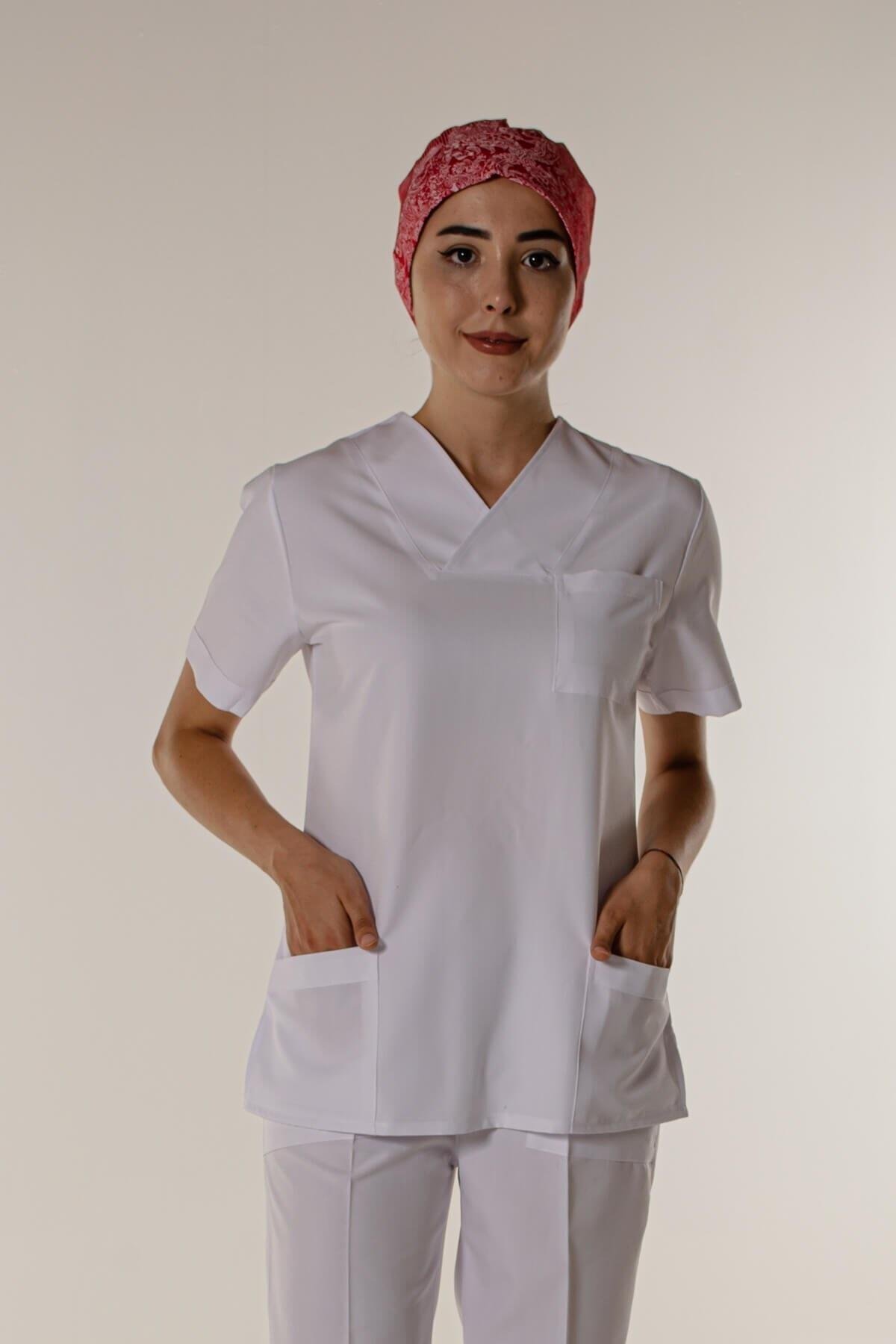 mert-giyimbeyaz-doktor-hemsire-ust-kad--793d0.jpg
