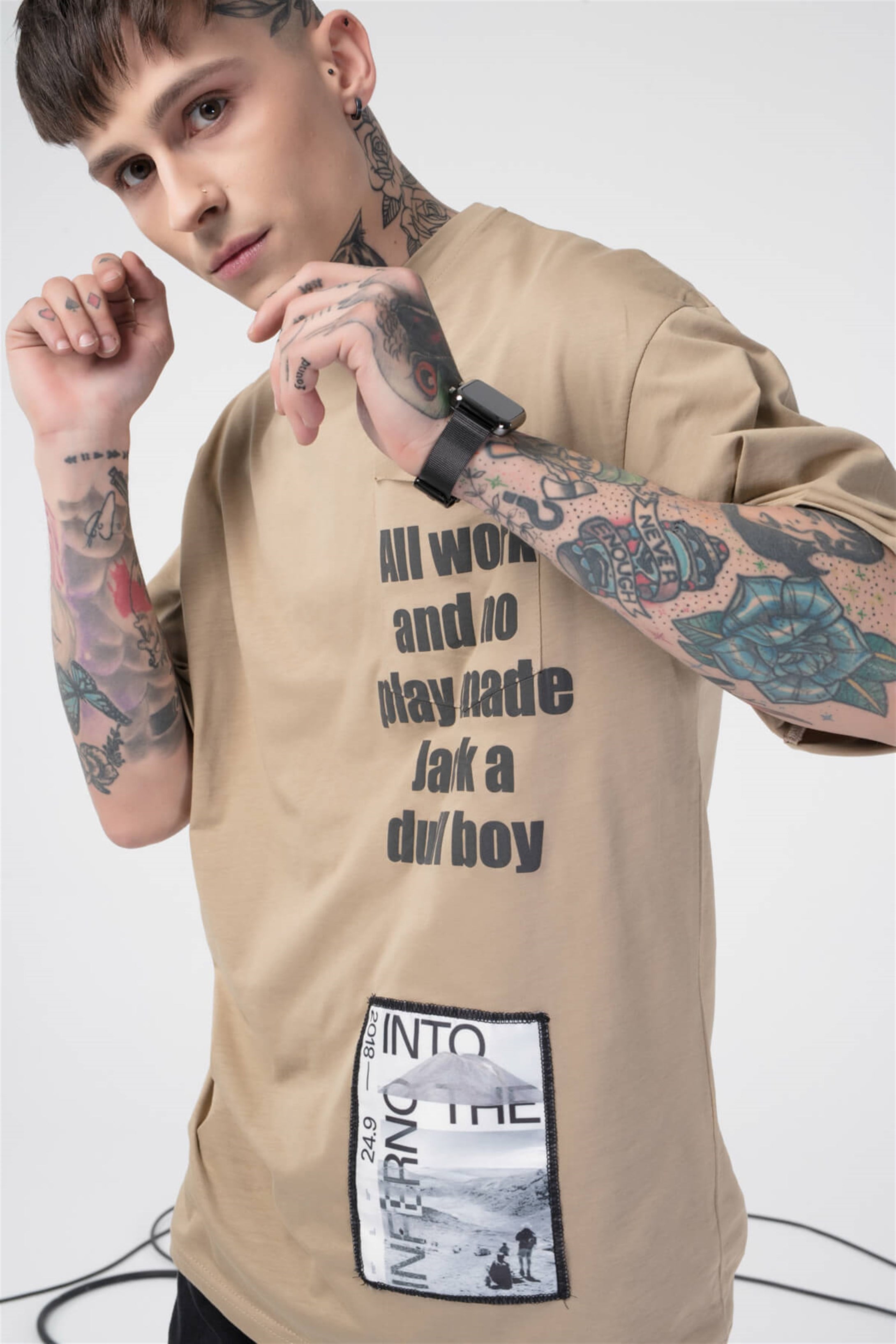 The Champ İnto Unisex Tshirt Bej