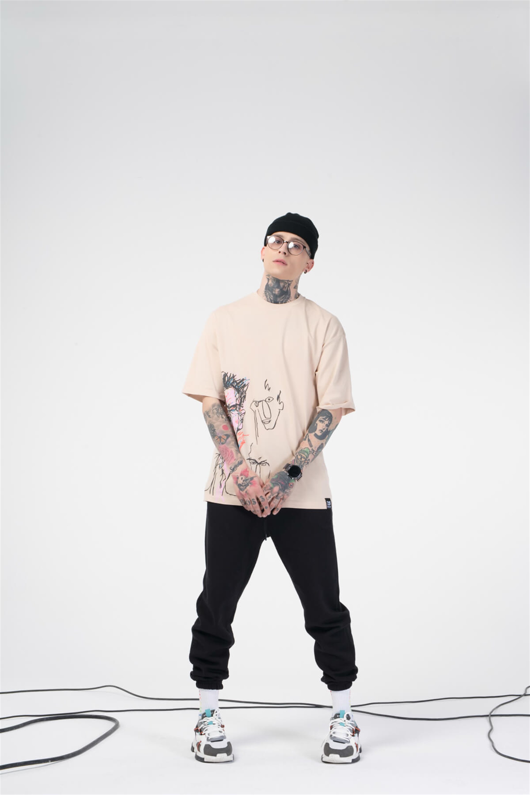 The Champ Paint Unisex Tshirt Krem