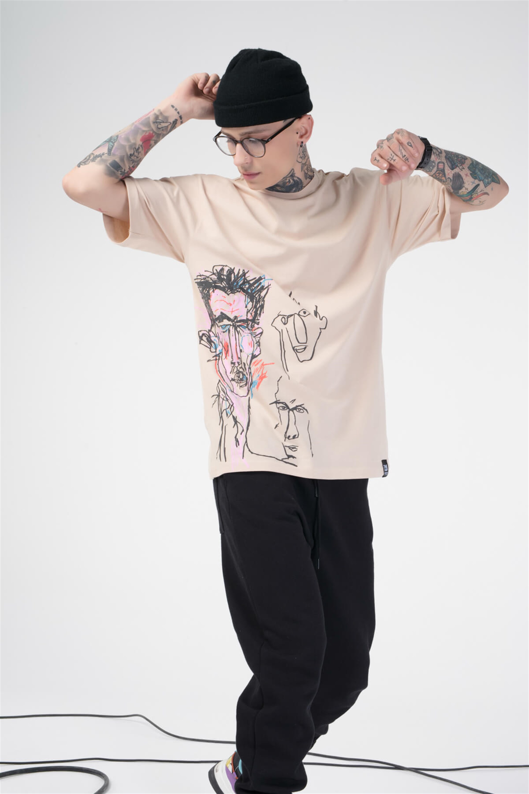 The Champ Paint Unisex Tshirt Krem