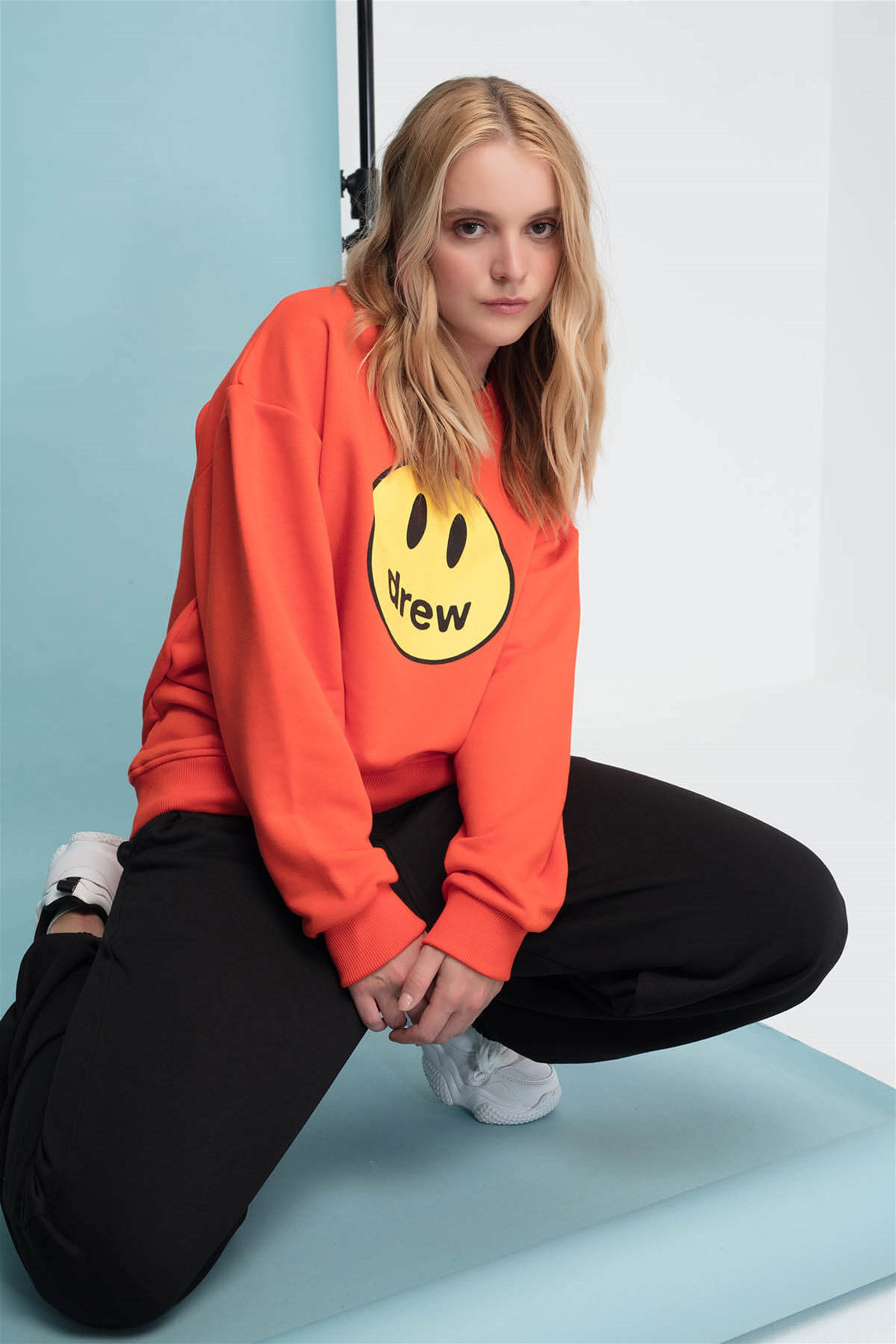 Trendiz Drew Unisex Yuvarlak Yaka Sweatshirt Turuncu 111170
