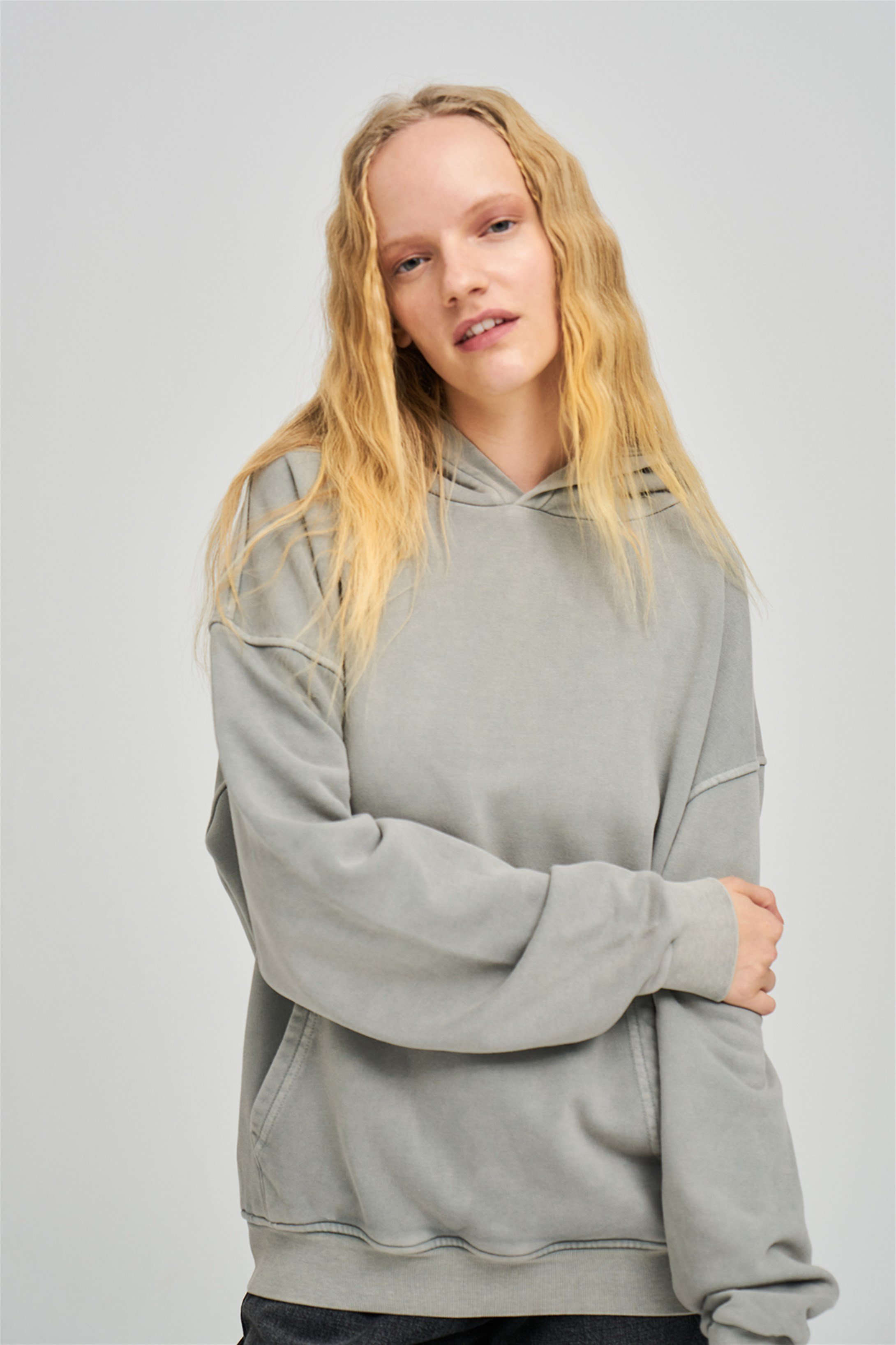 Trendiz Exclusive Basic Yıkamalı Sweatshirt Gri