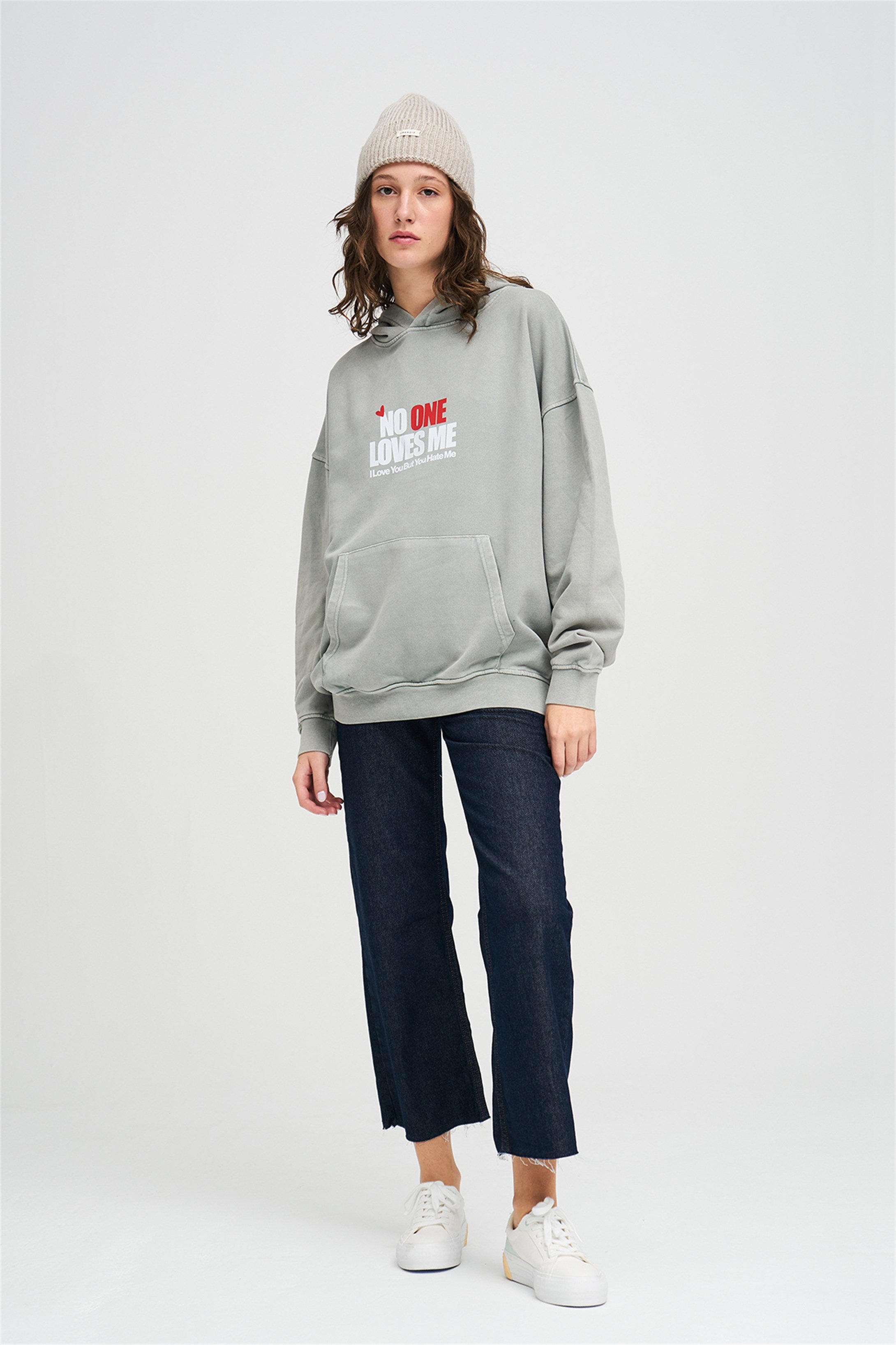Trendiz Exclusive No One Loves Me Yıkamalı Sweatshirt Gri