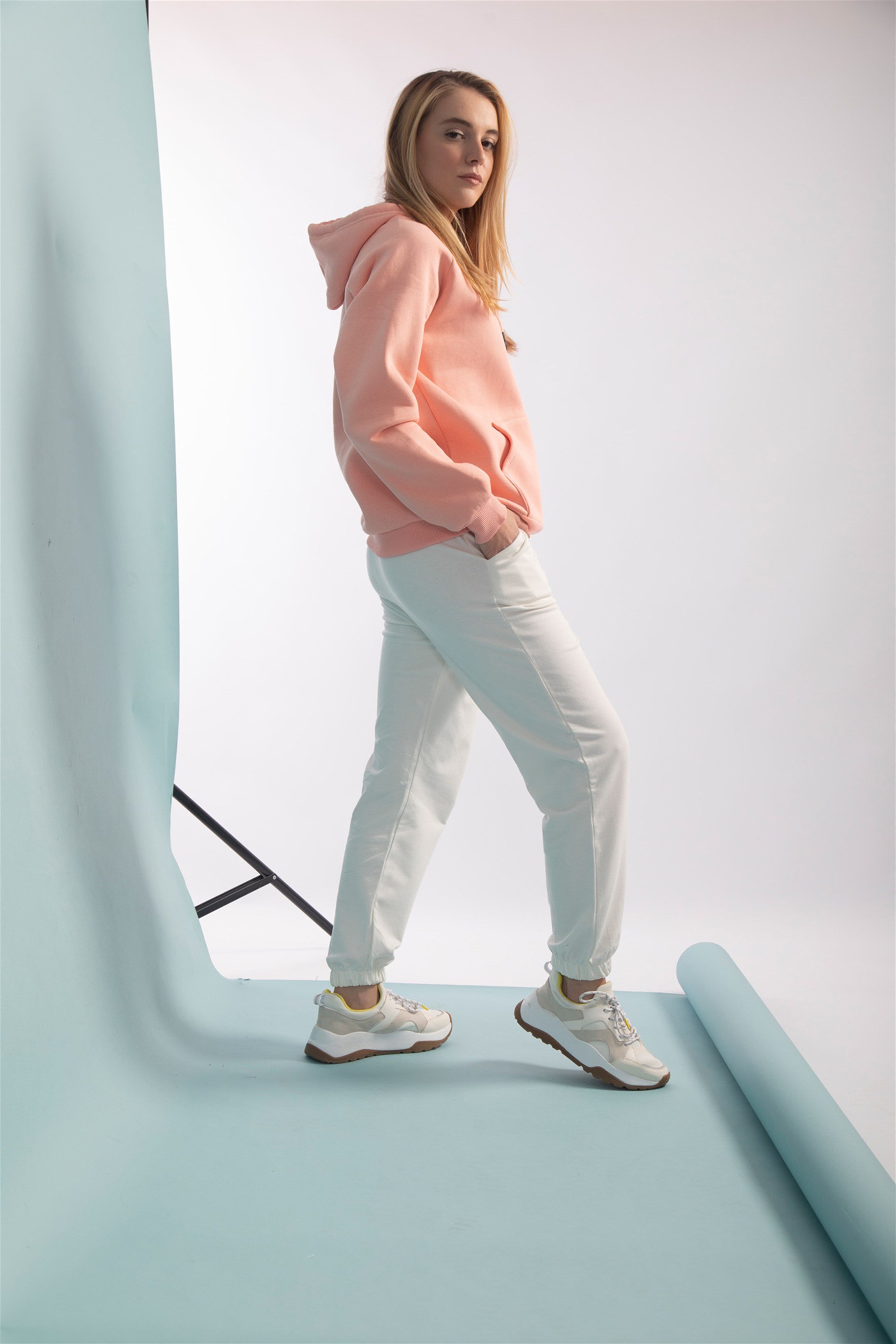 Trendiz Kadın Basic Sweatshirt Yavruagzı