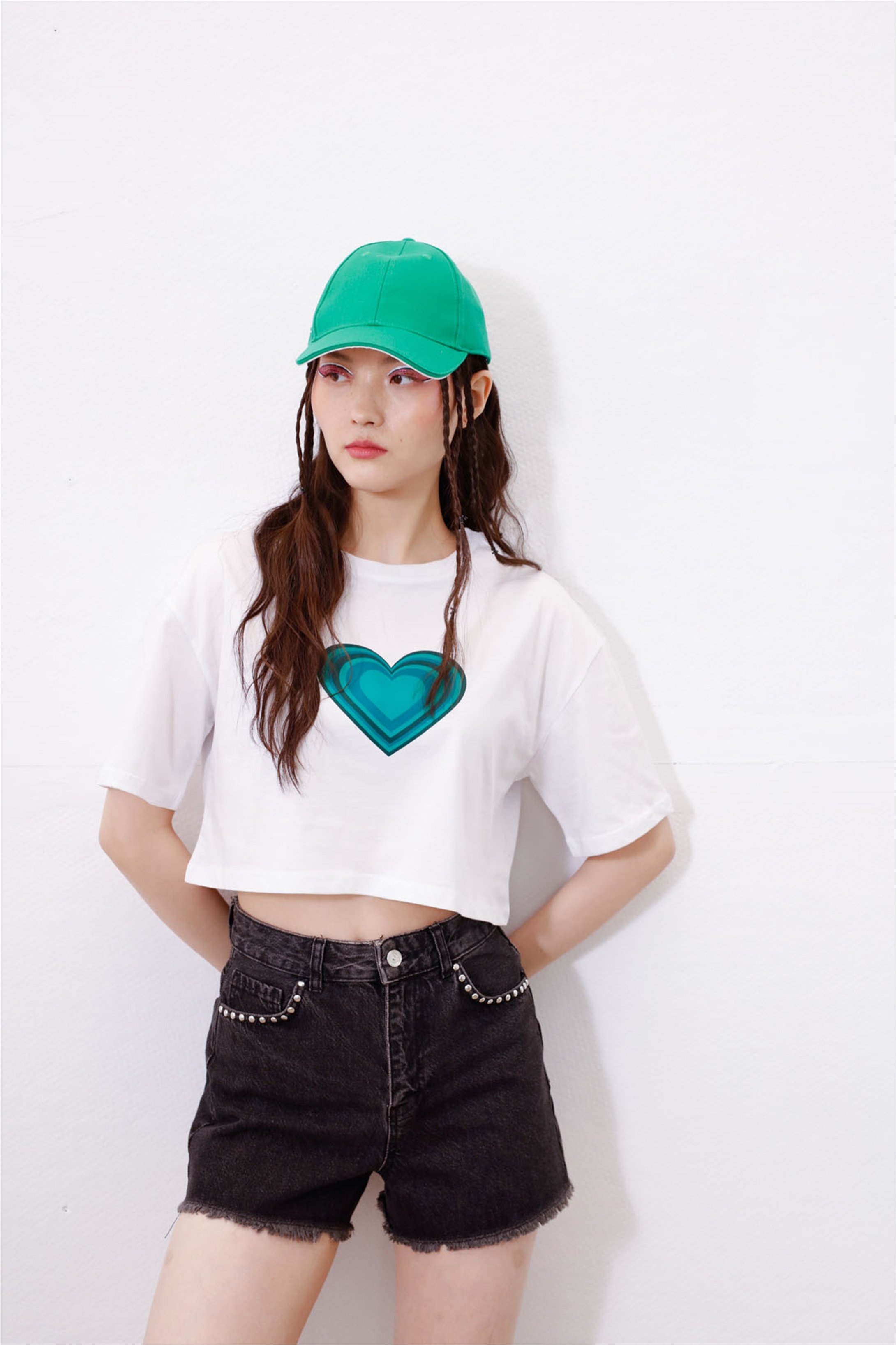 Trendiz Kadın Yeşil Kalp Crop Beyaz