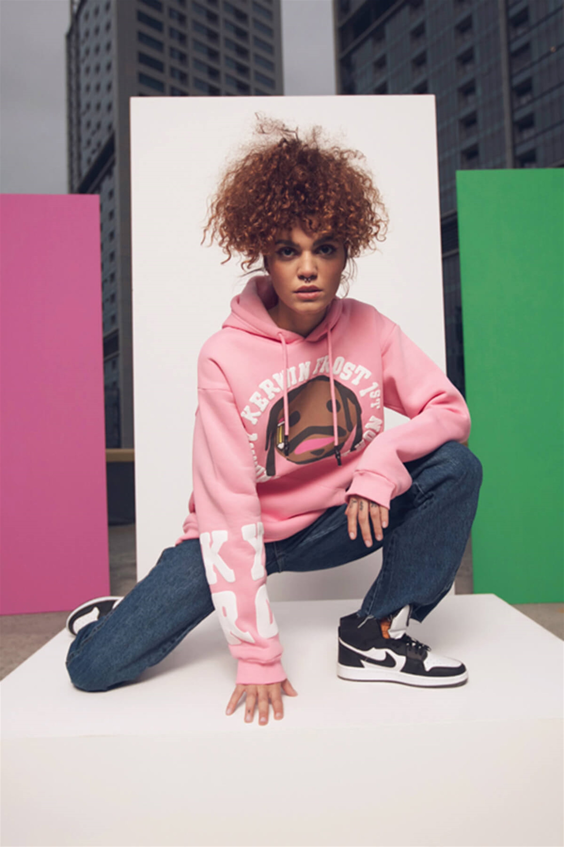 Trendiz Kerwin Frost Pembe Unisex Sweatshirt