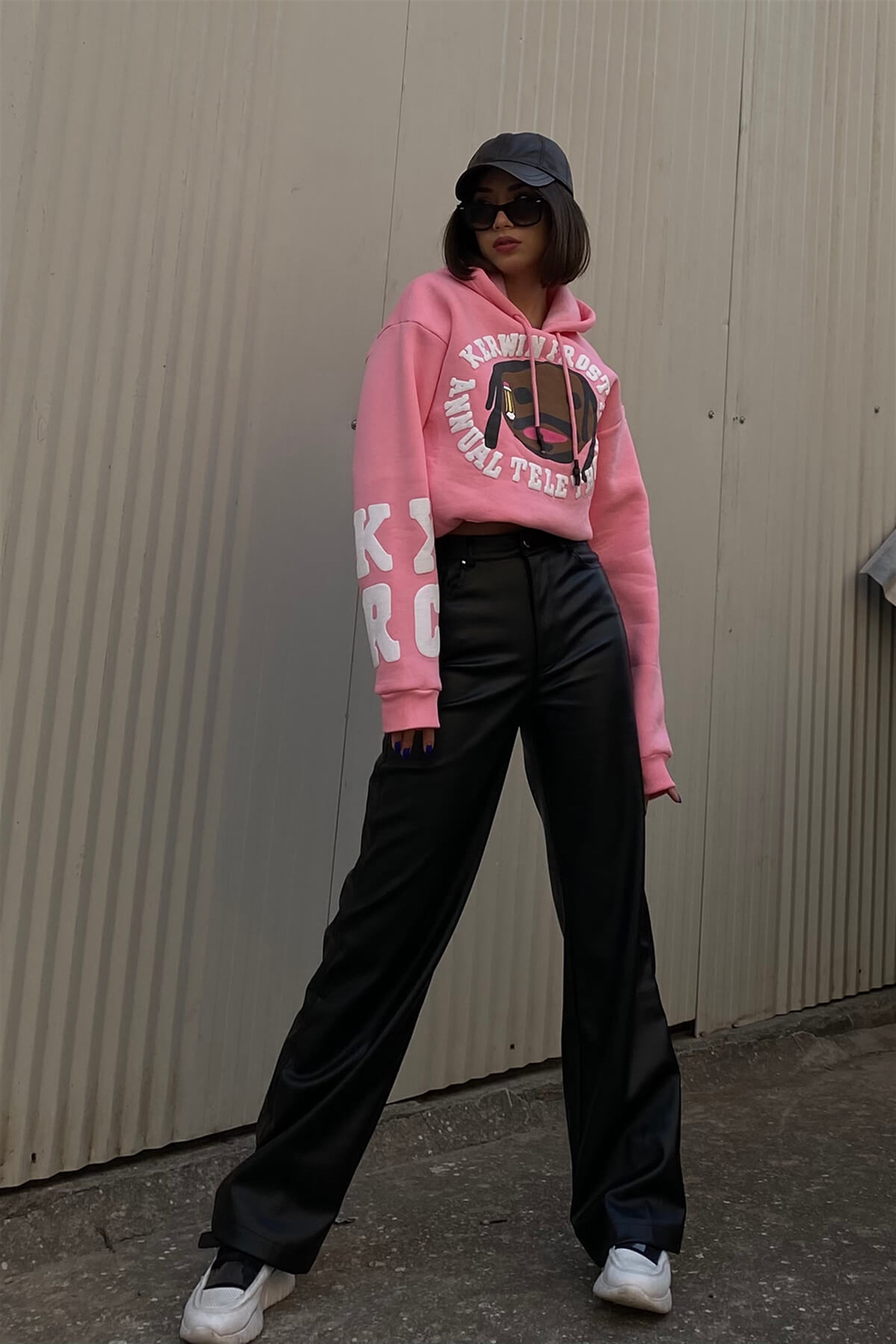 Trendiz Kerwin Frost Pembe Unisex Sweatshirt