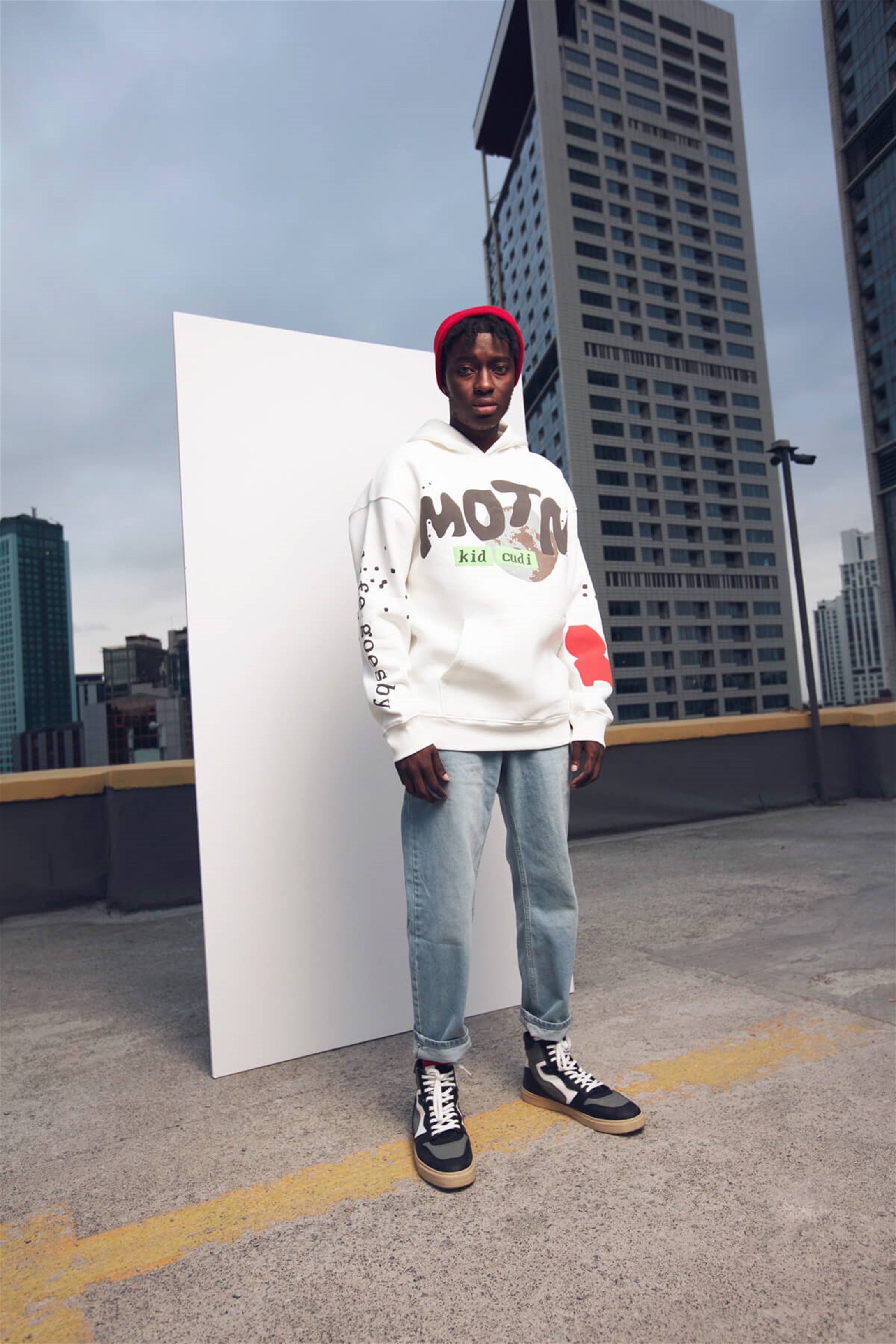 Trendiz Kid Cudi Man of The Moon 3 Beyaz Unisex Sweatshirt