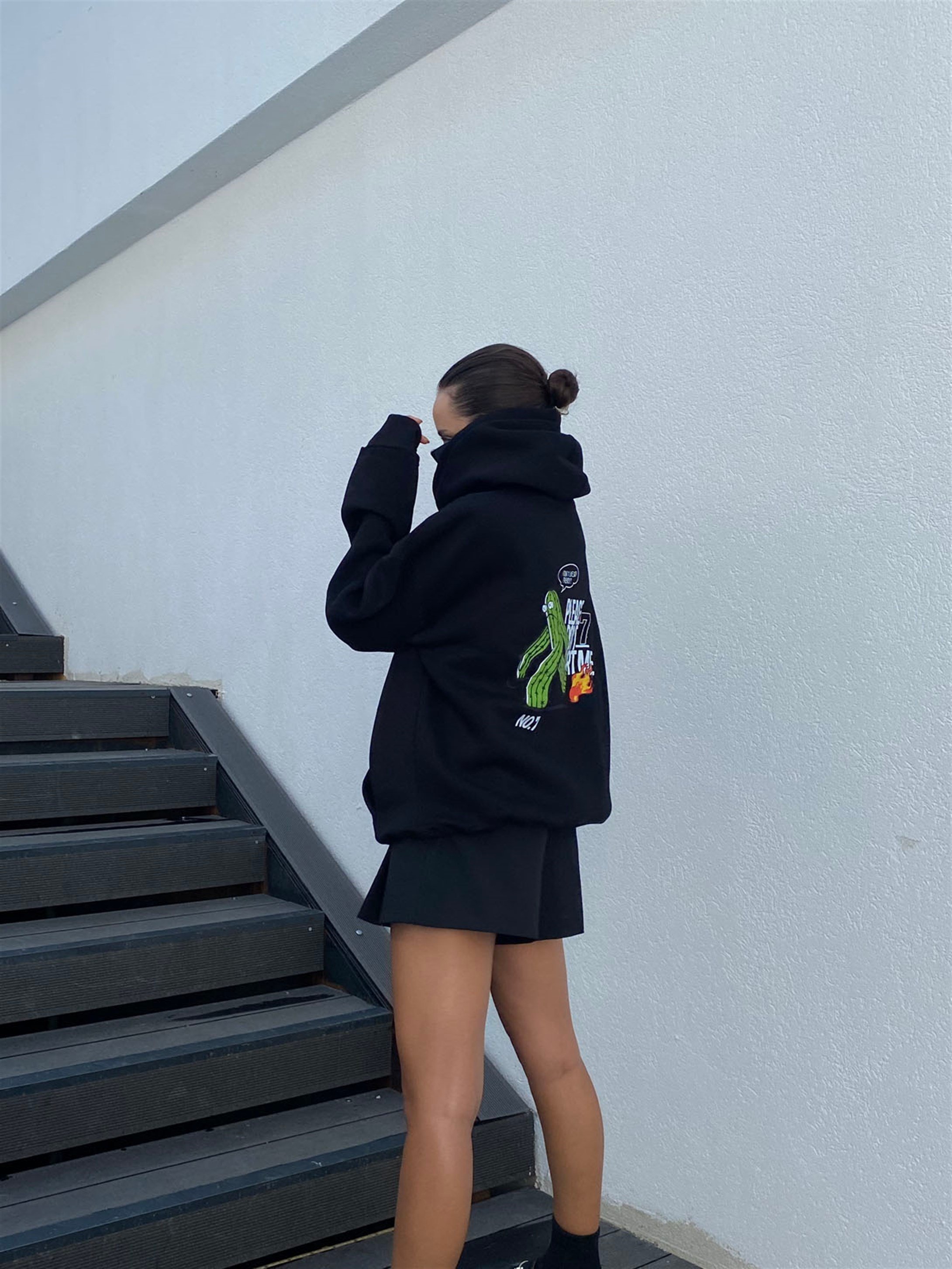 Trendiz Please Dont Hurt Me Unisex Sweatshirt Siyah