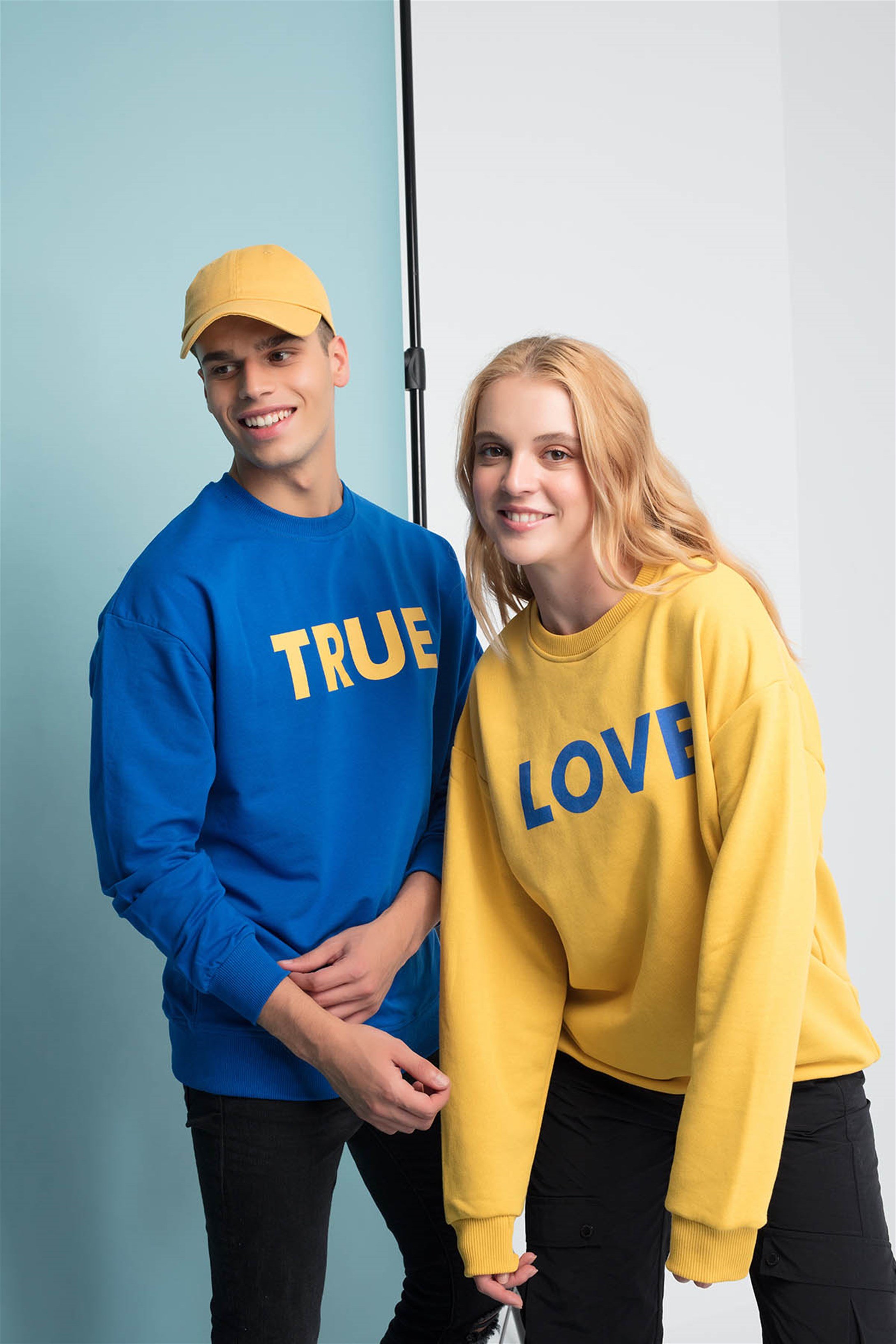 Trendiz True Couple Yuvarlak Yaka Sweatshirt Mavi Sarı 121104