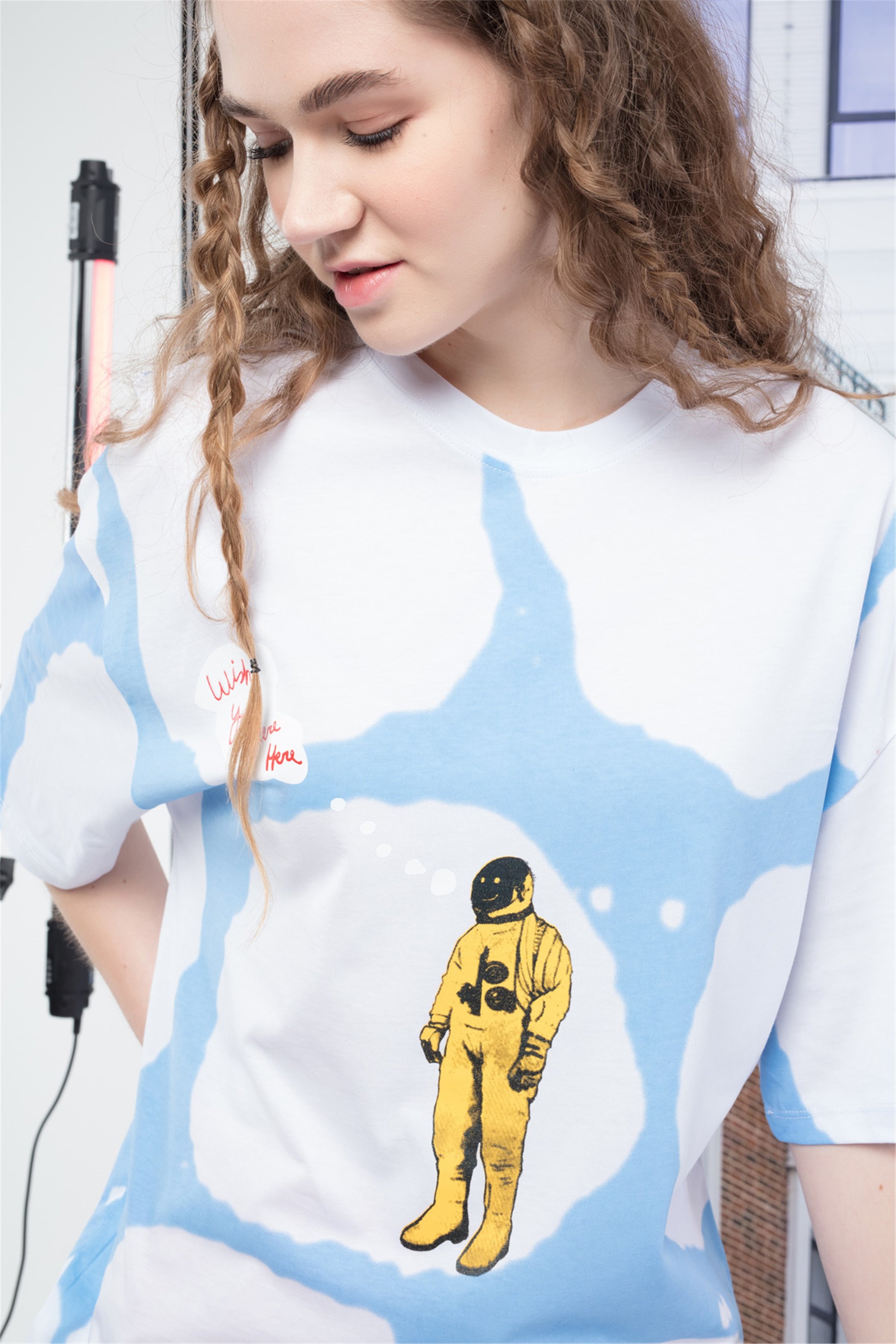 Trendiz Unisex Astroworld Tshirt Beyaz-mavi