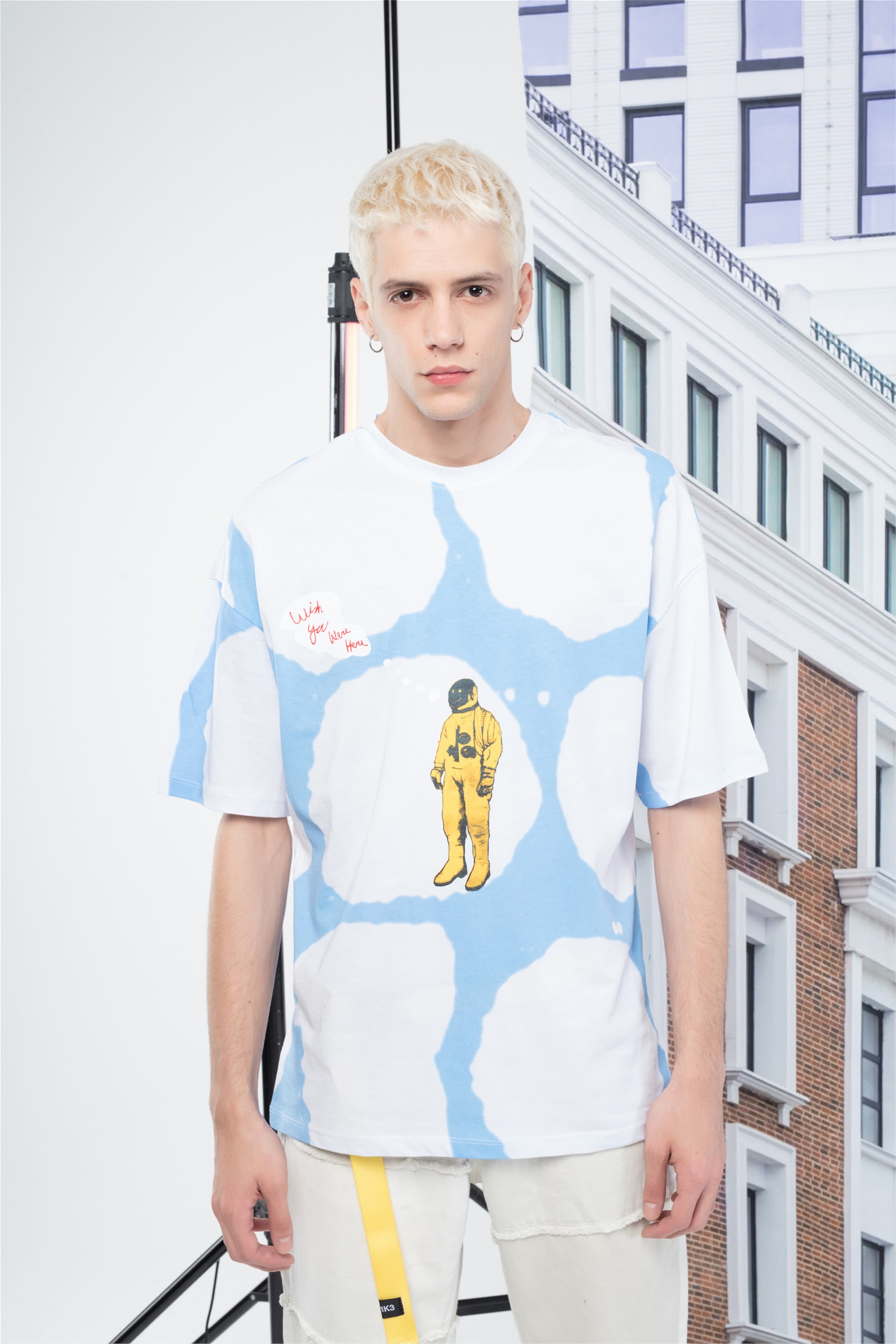Trendiz Unisex Astroworld Tshirt Beyaz - Mavi