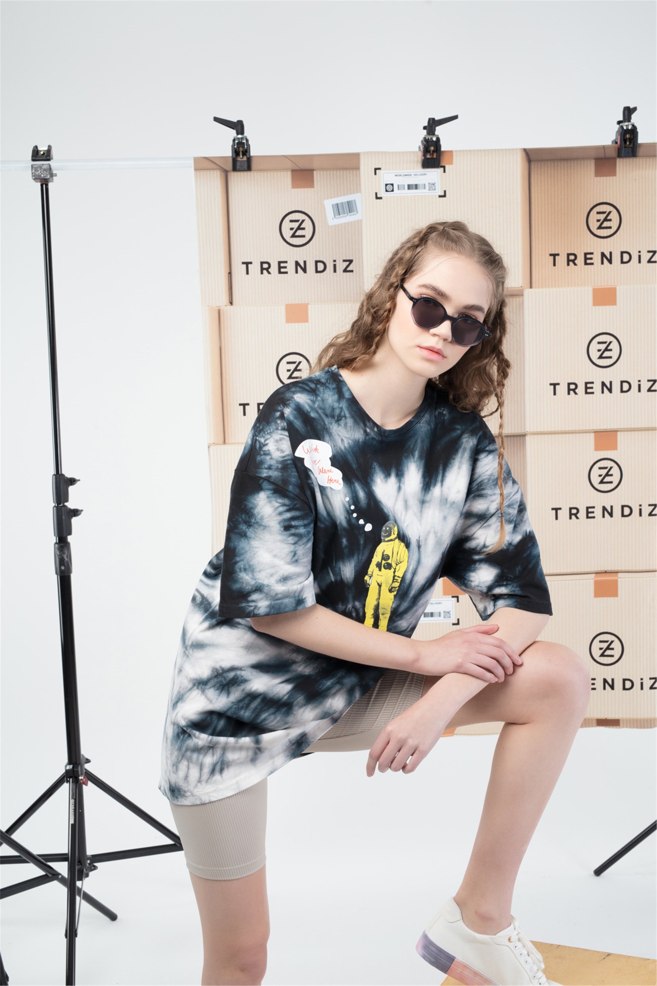 Trendiz Unisex Batik Astroworld Tshirt Lacivert