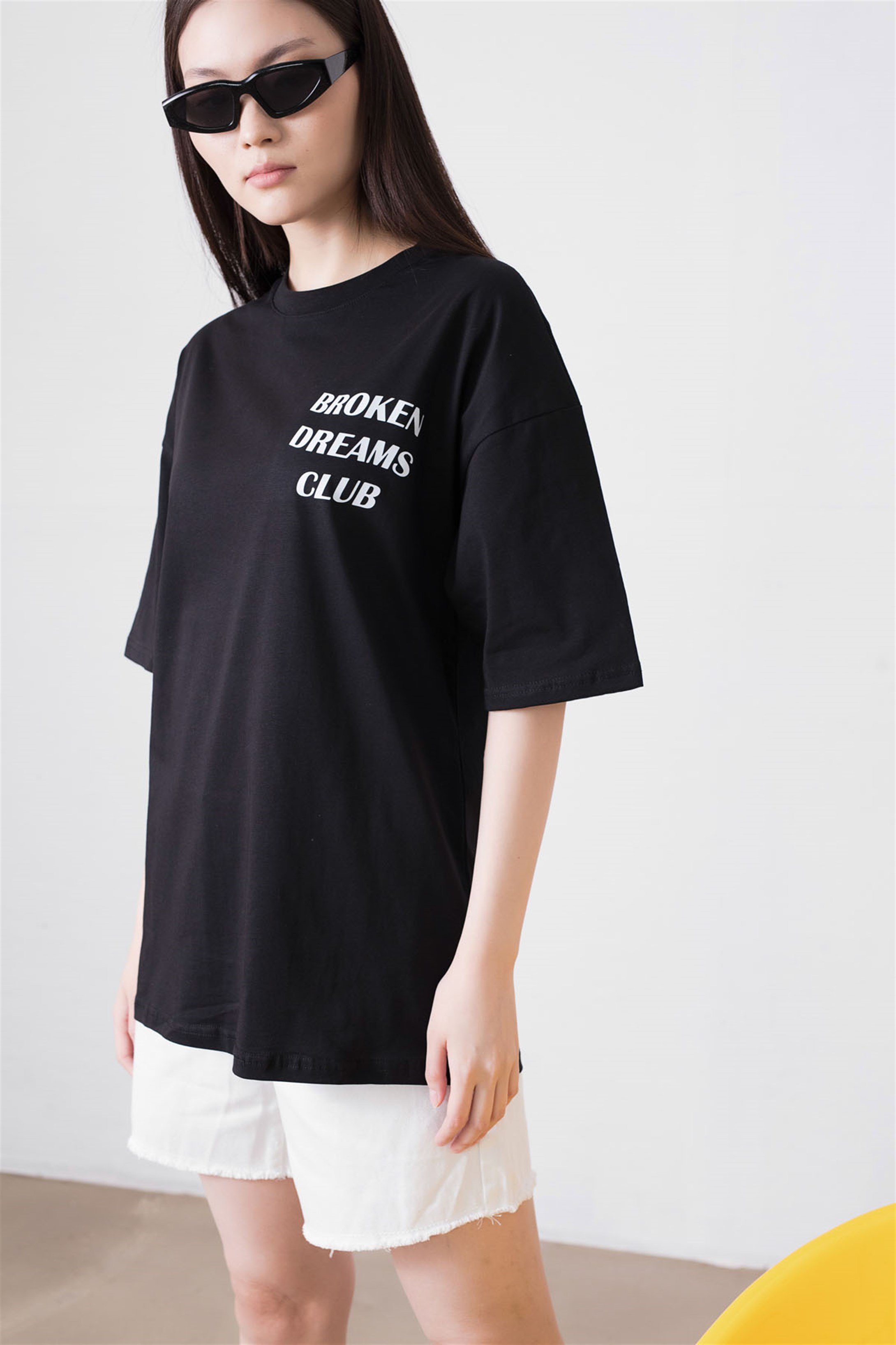 Trendiz Unisex Broken Dreams Club Siyah Tshirt