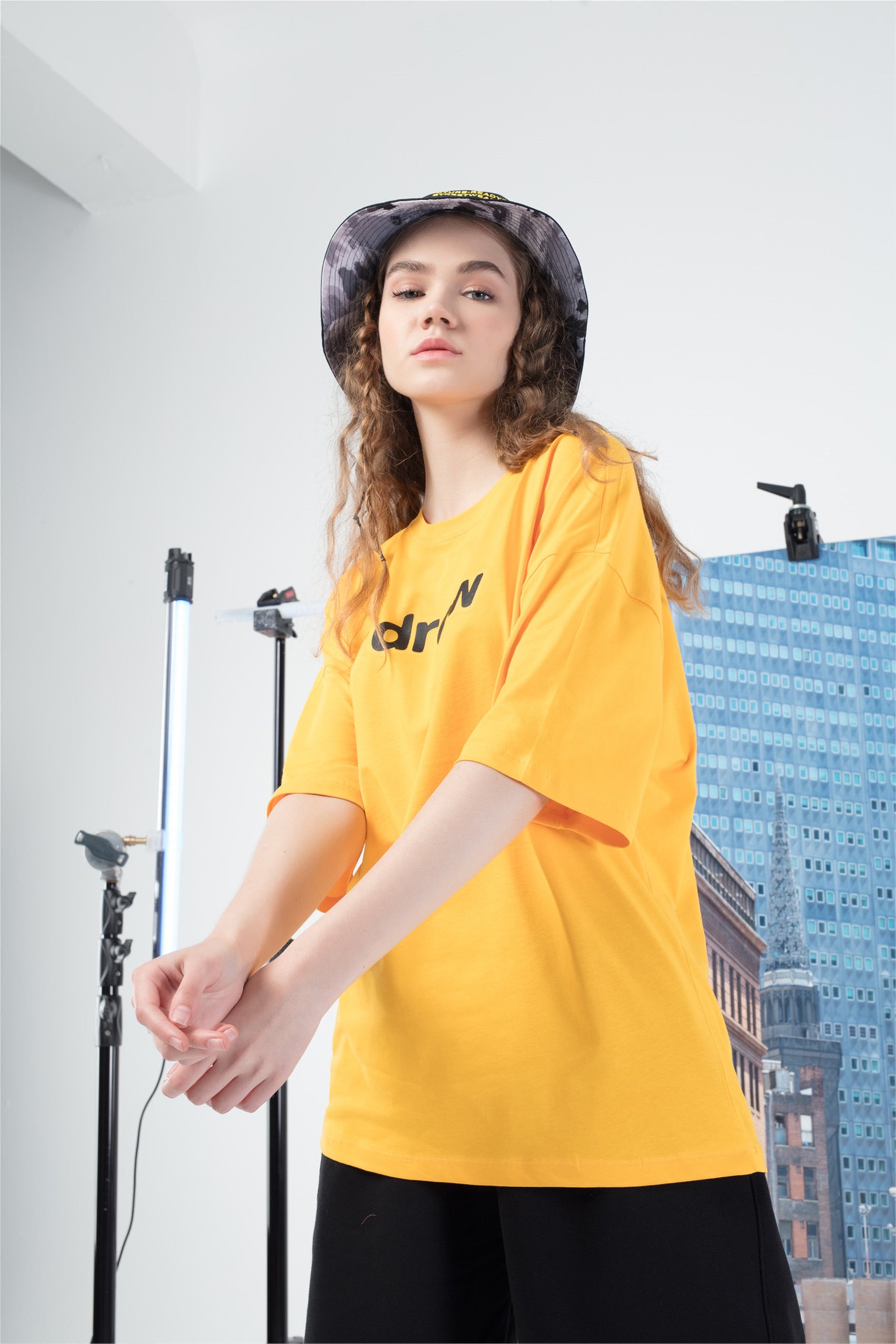 Trendiz Unisex Drew yazı Tshirt Sarı