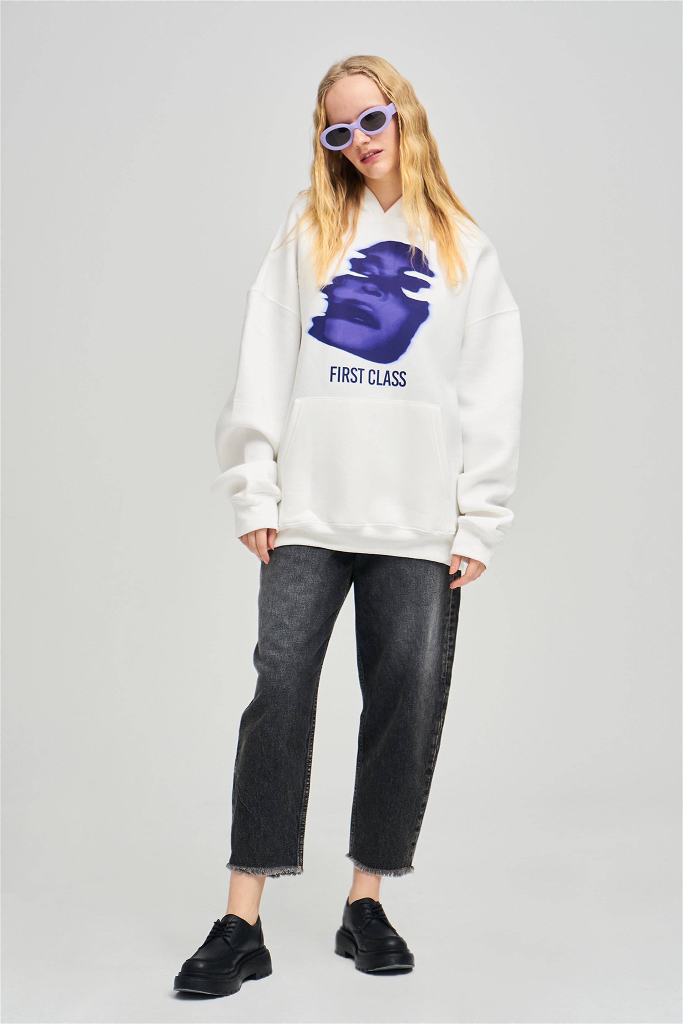 Trendiz Unisex First Class Sweatshirt Beyaz