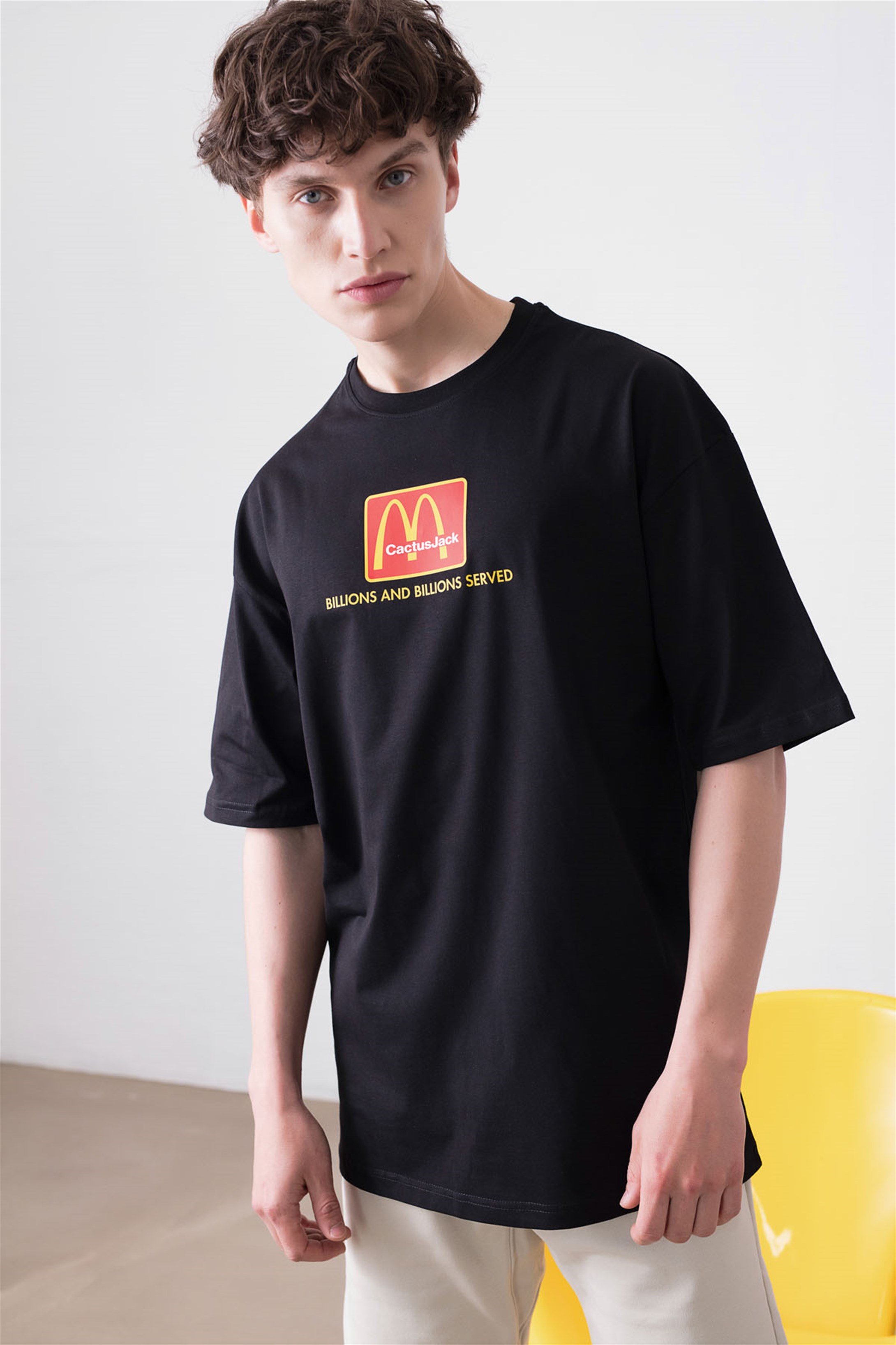 Trendiz Unisex I'm Loving it Mc Siyah Tshirt
