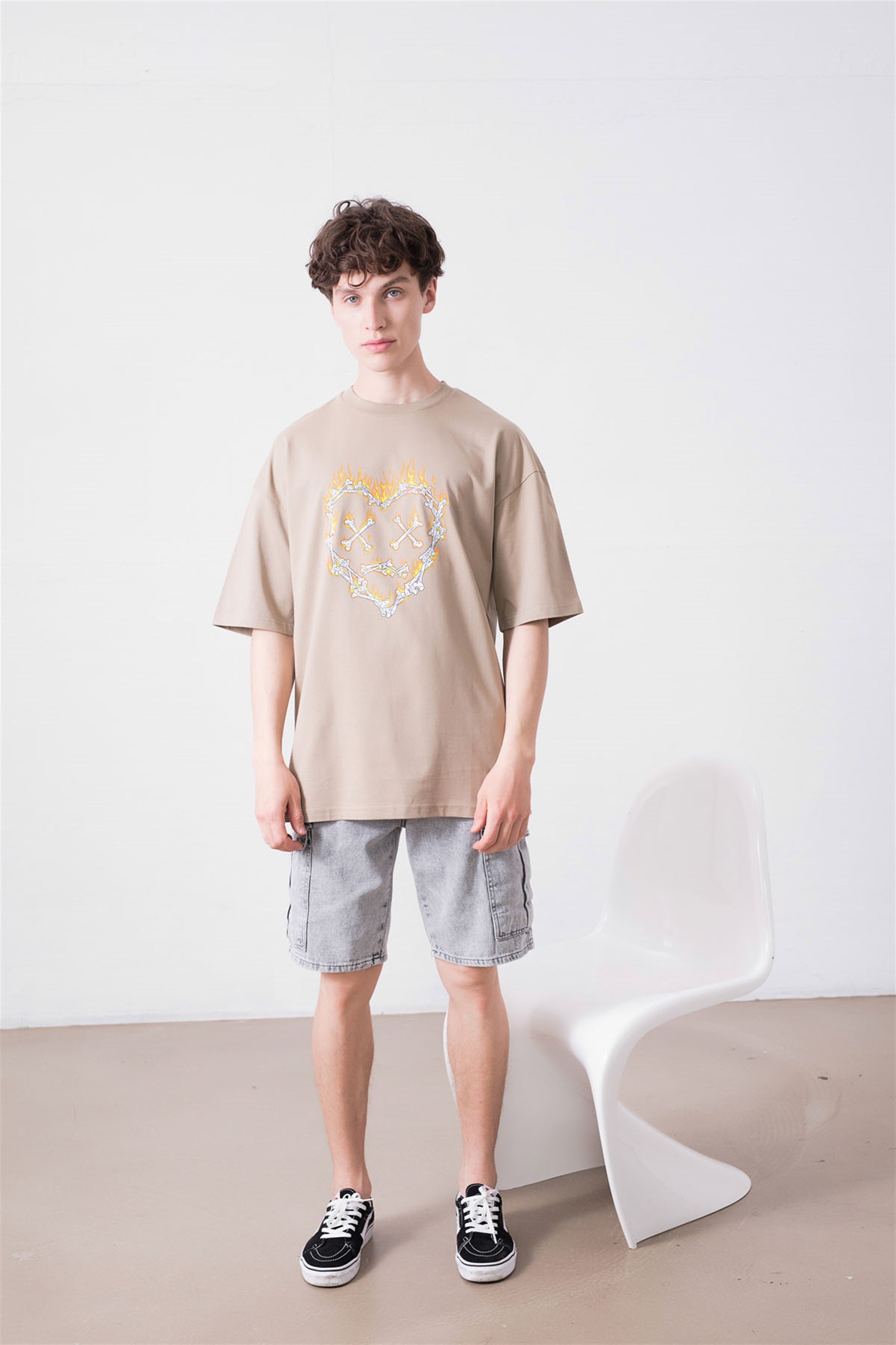 Trendiz Unisex Kemik Kalp Taş Tshirt