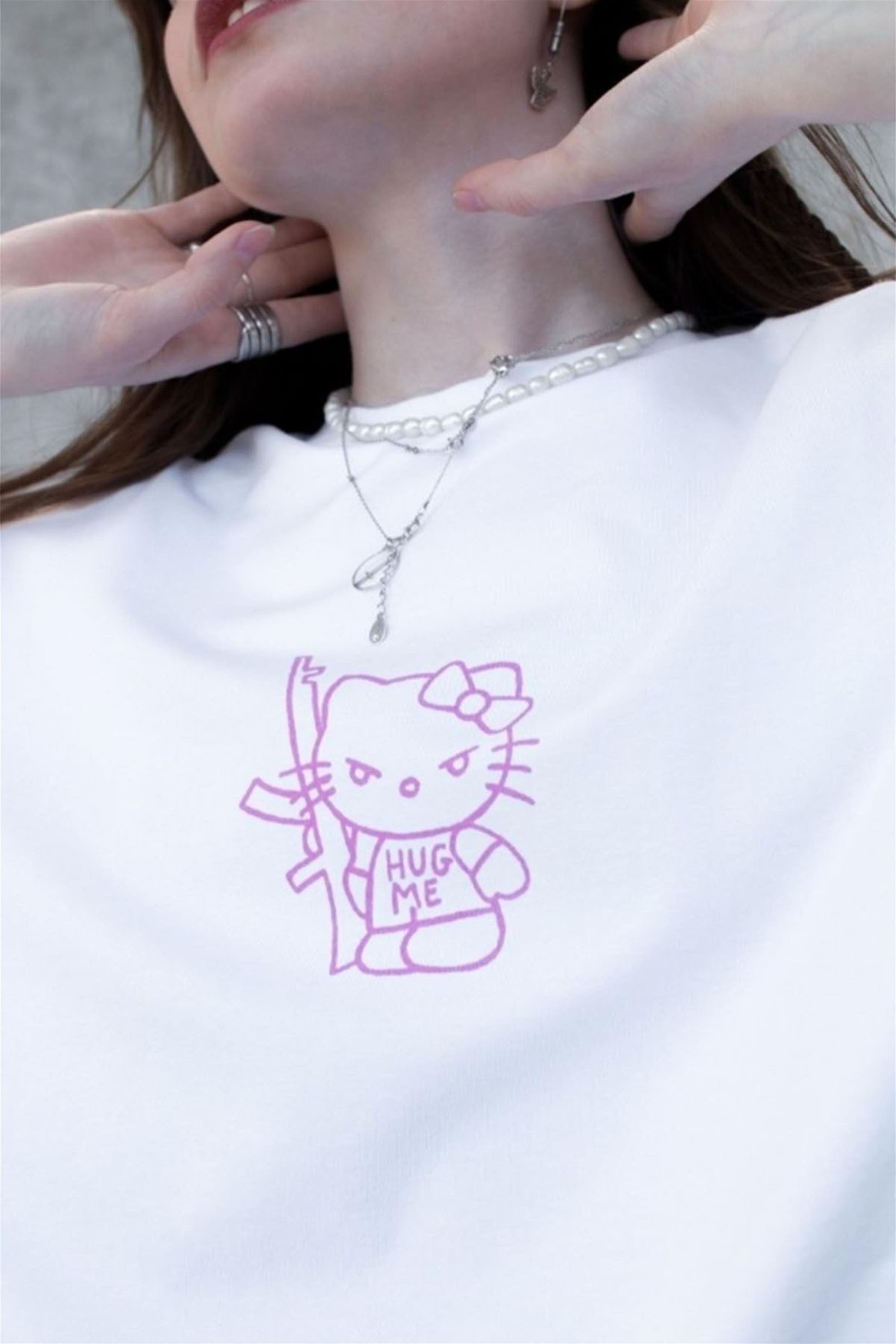 Trendiz Unisex Pembe Hug Me Hello Kitty Tshirt Beyaz