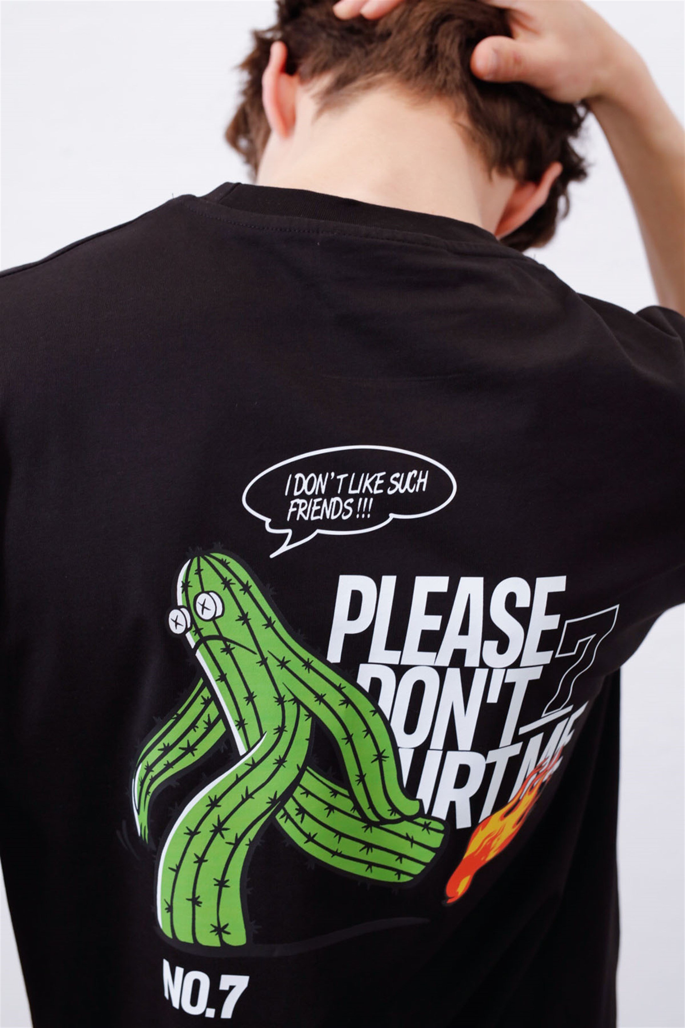 Trendiz Unisex Please Don't Hurt Me Siyah Tshirt