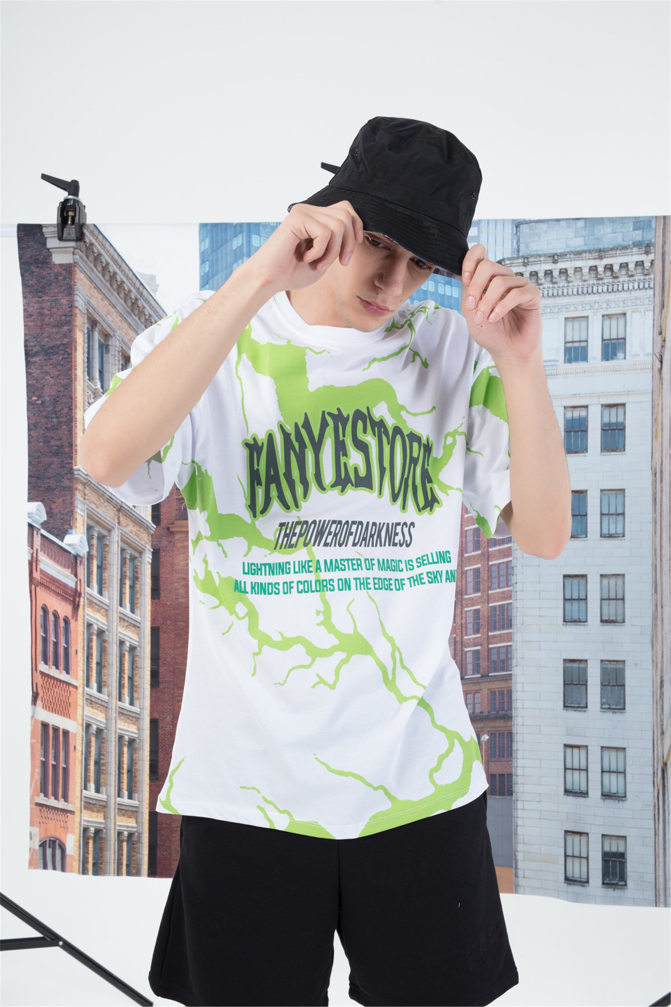 Trendiz Unisex Şimşek Neon Baskılı Tshirt Beyaz