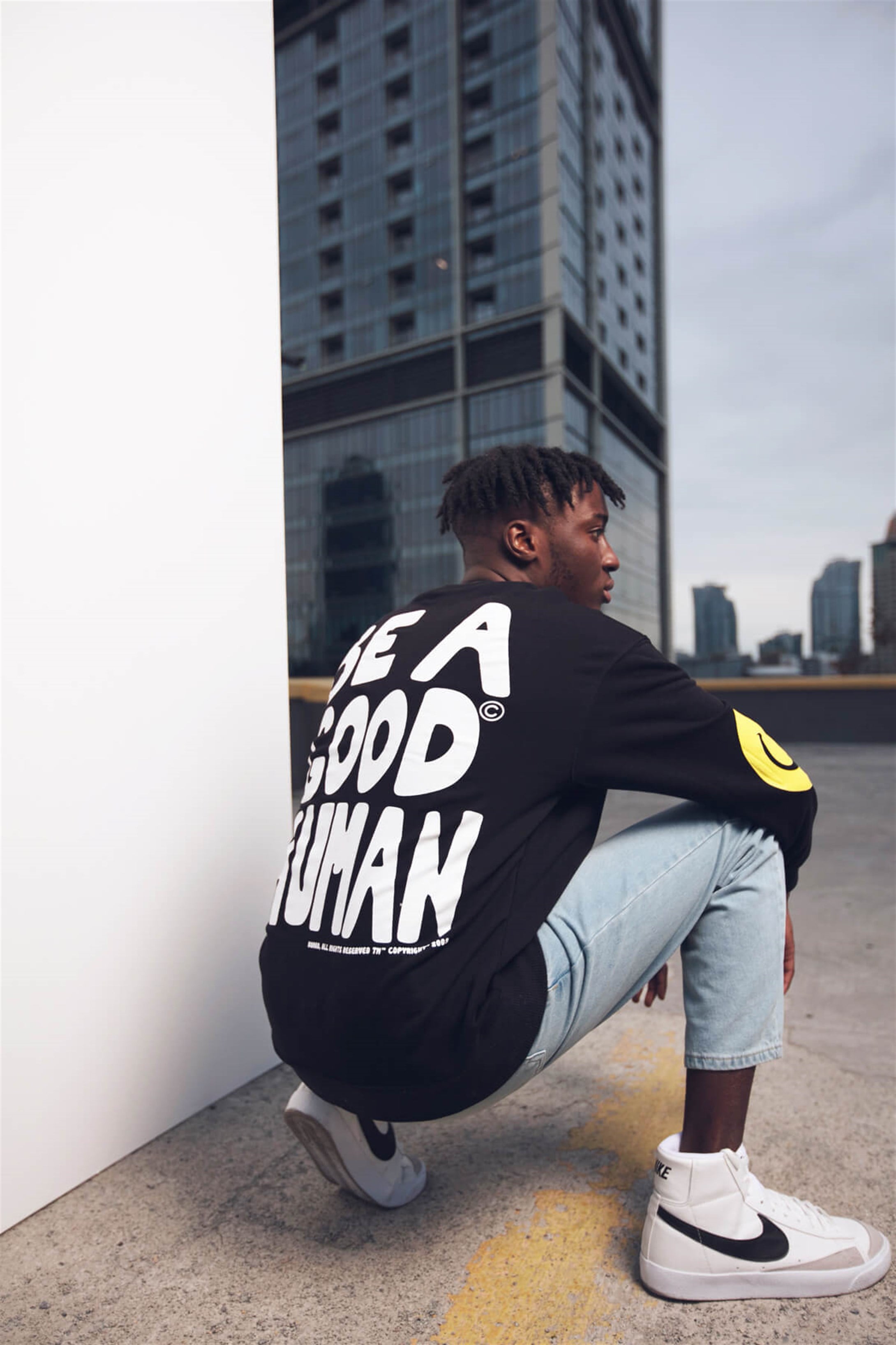 Trendiz Unisex Siyah BTS Be a Good Human Sweatshirt