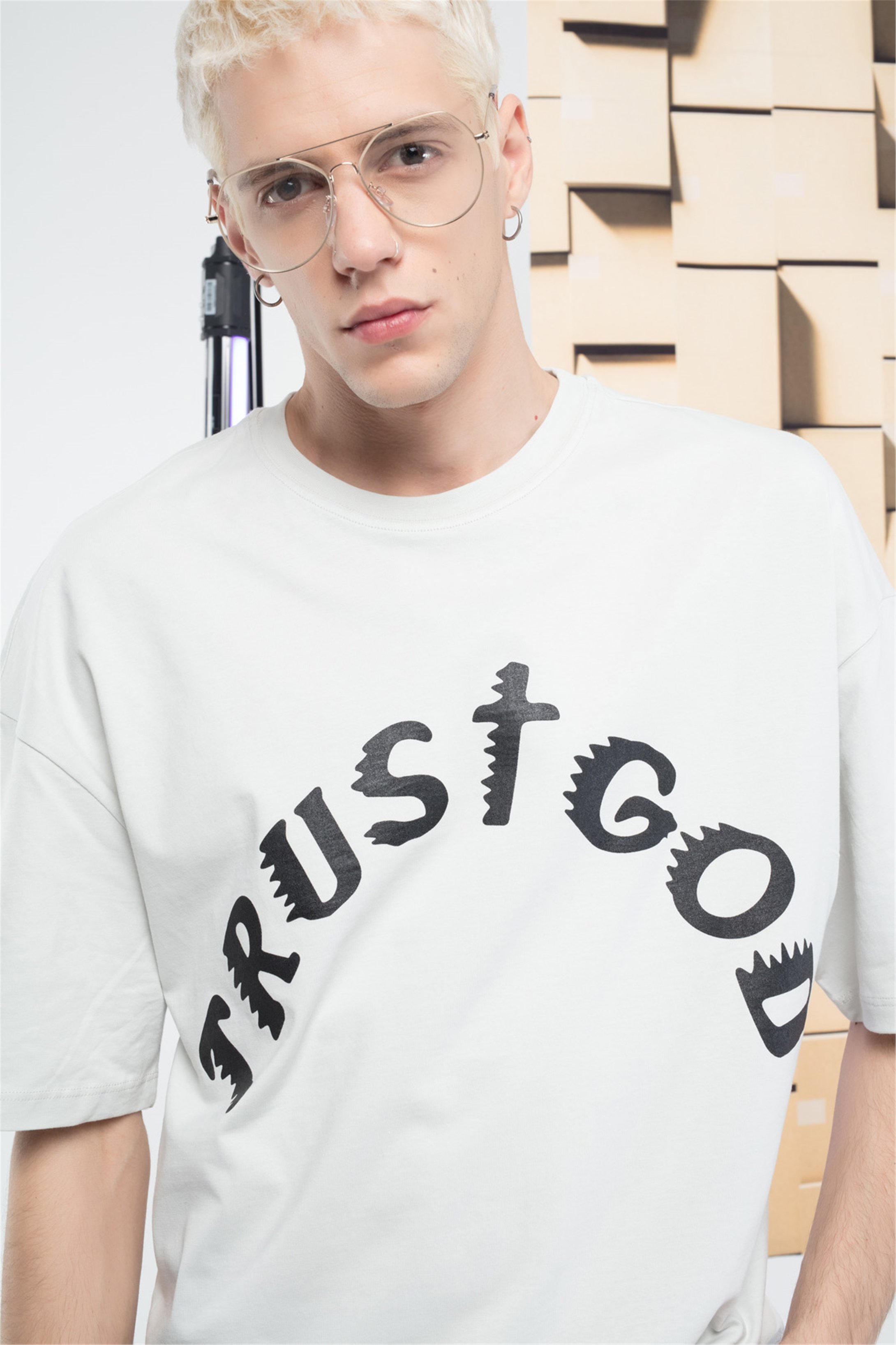 Trendiz Unisex TrustGod Tshirt Beyaz