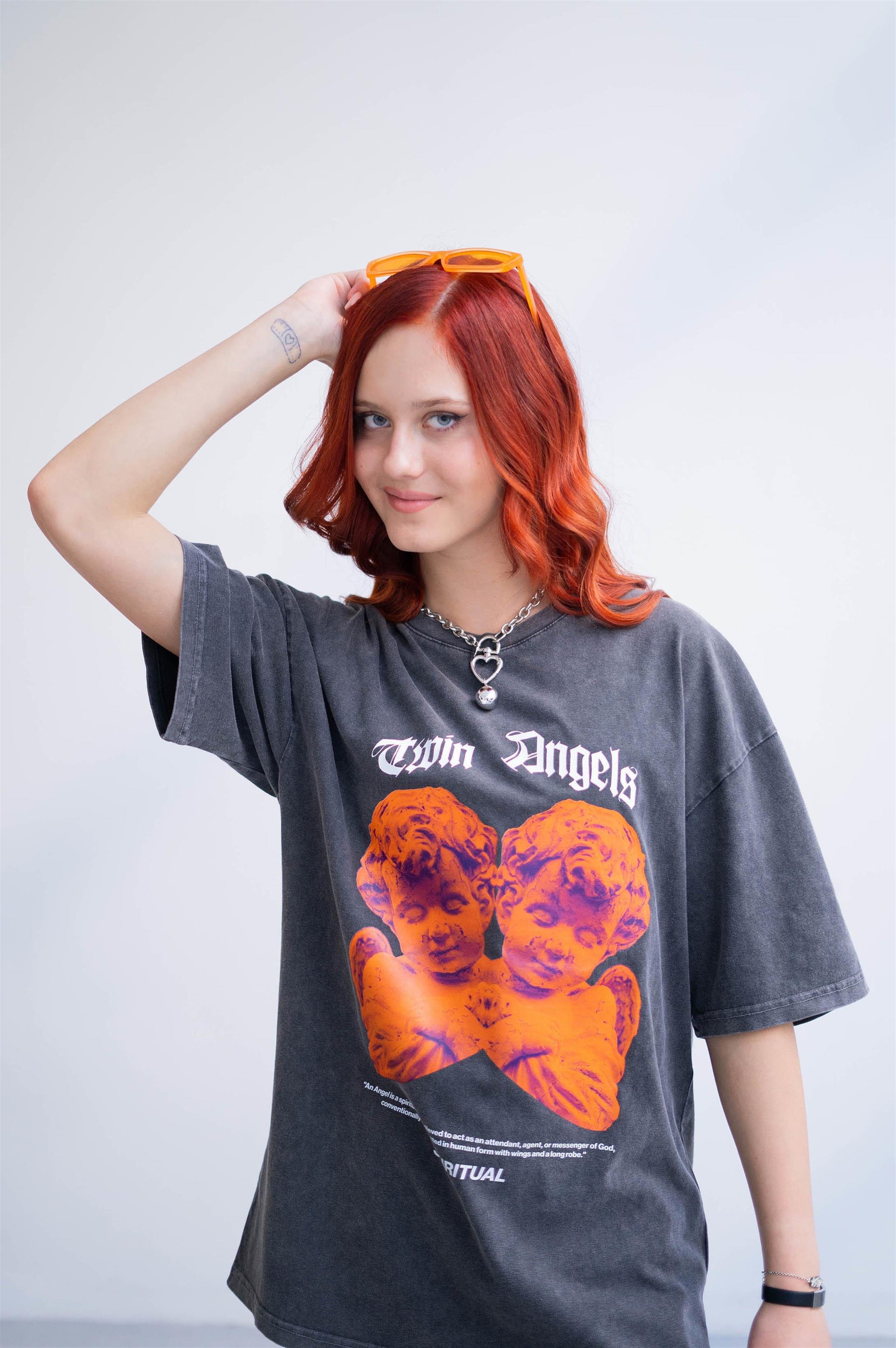 Trendiz Unisex Twin Angels Yıkamalı Antasit Tshirt