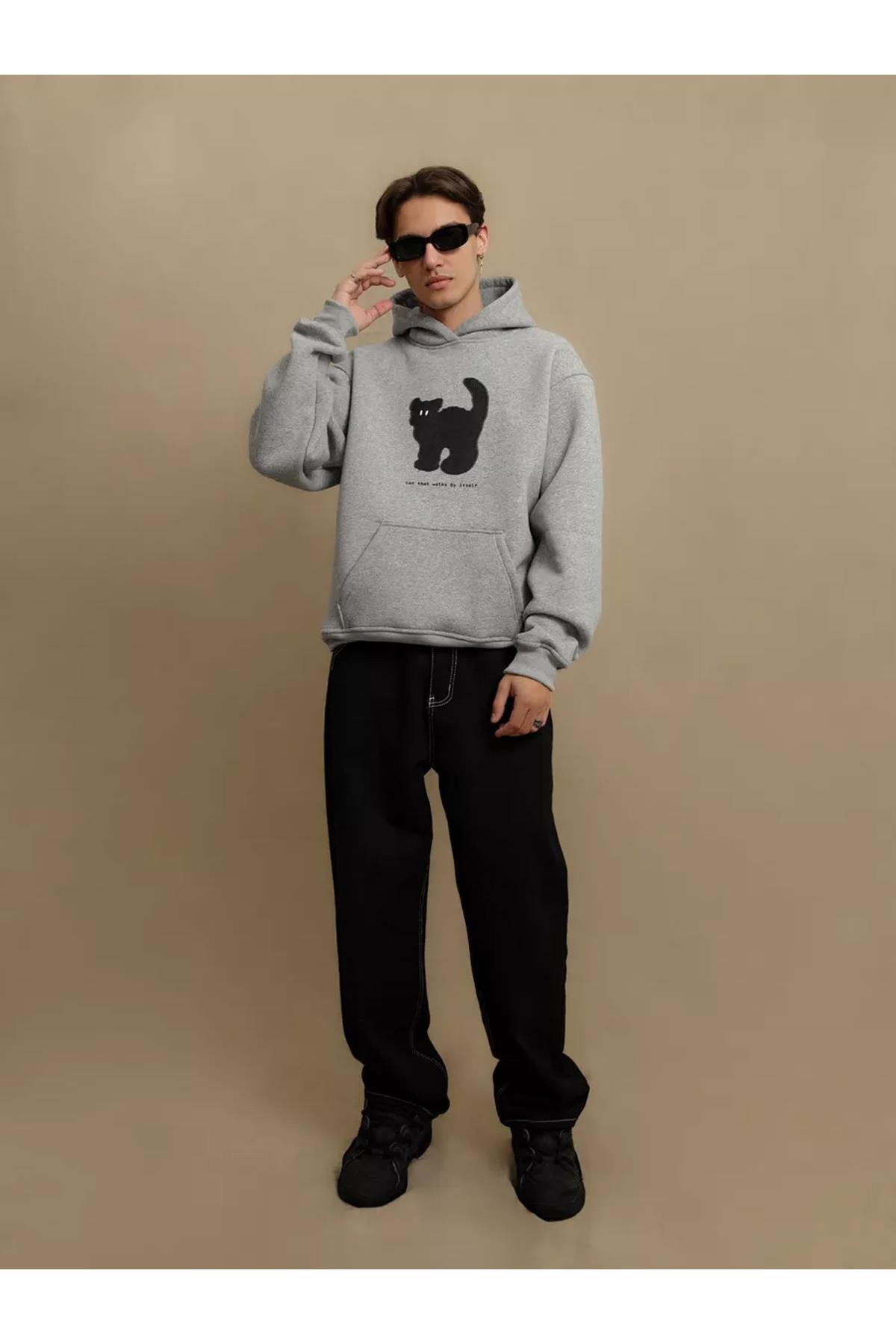 Unisex Cat That Walks By Itself Sweatshirt Gri