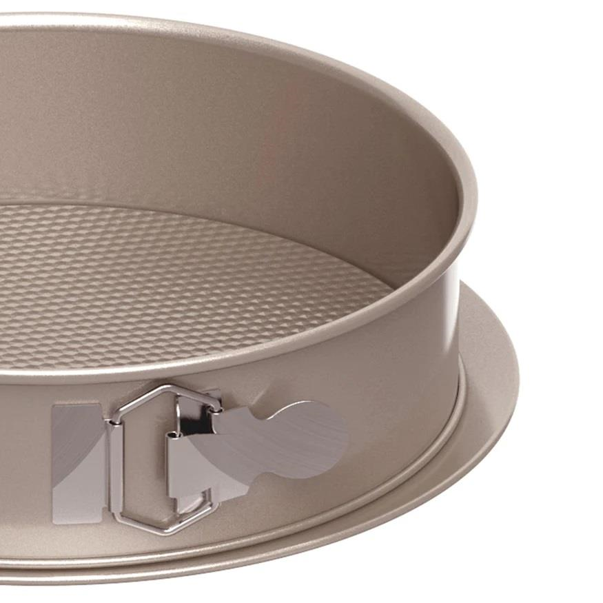 BERGHOFF BALANCE KELEPÇELİ KEK KALIBI 28 CM - 3950556