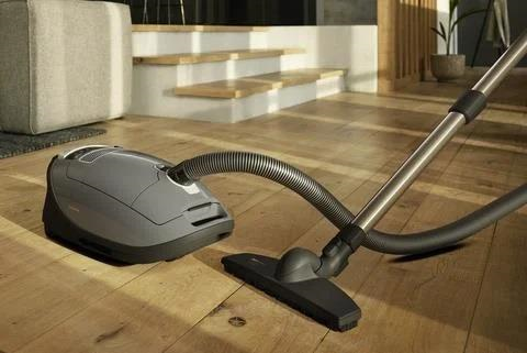 Miele Complete C3 125 Gala Edition Gri Torbalı Süpürge - 12436360