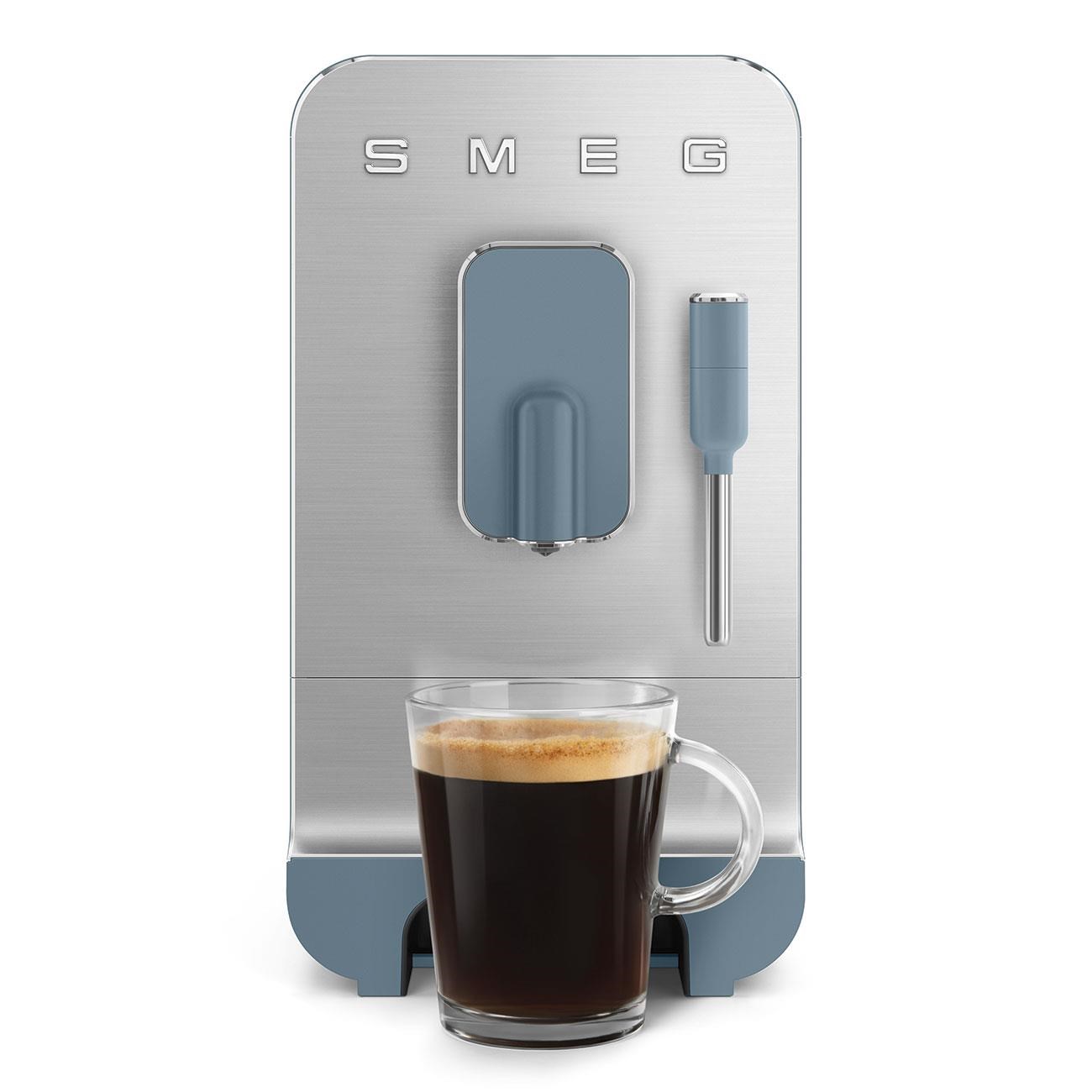 Smeg BCC12SBMEU Espresso Kahve Makinesi Buhar Çubuklu Mat Storm Blue