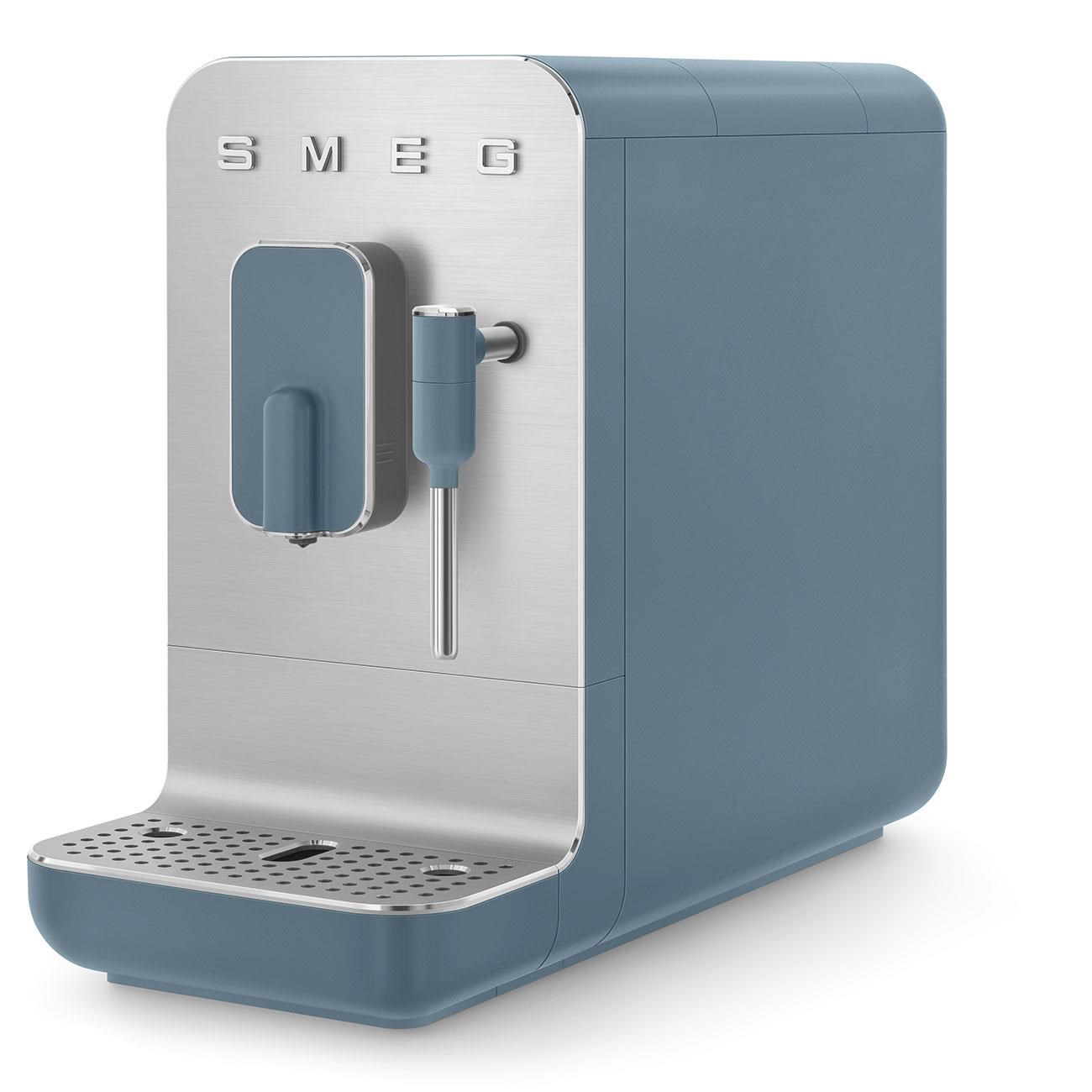 Smeg BCC12SBMEU Espresso Kahve Makinesi Buhar Çubuklu Mat Storm Blue