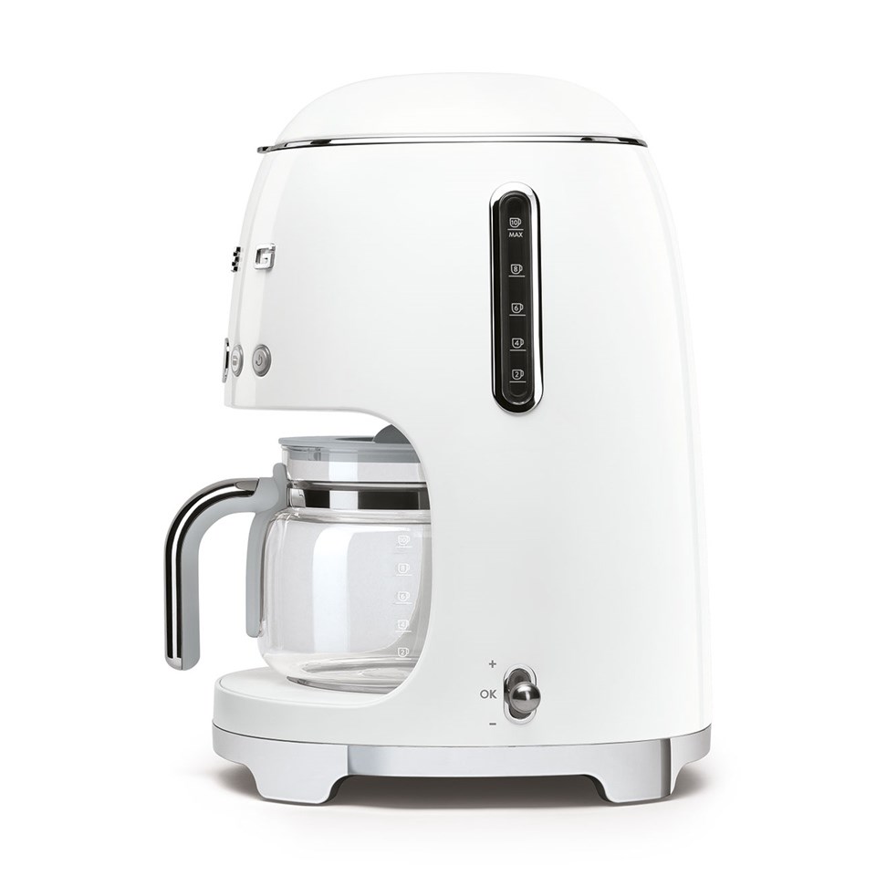 Smeg Beyaz Fitre Kahve Makinesi DCF02WHEU