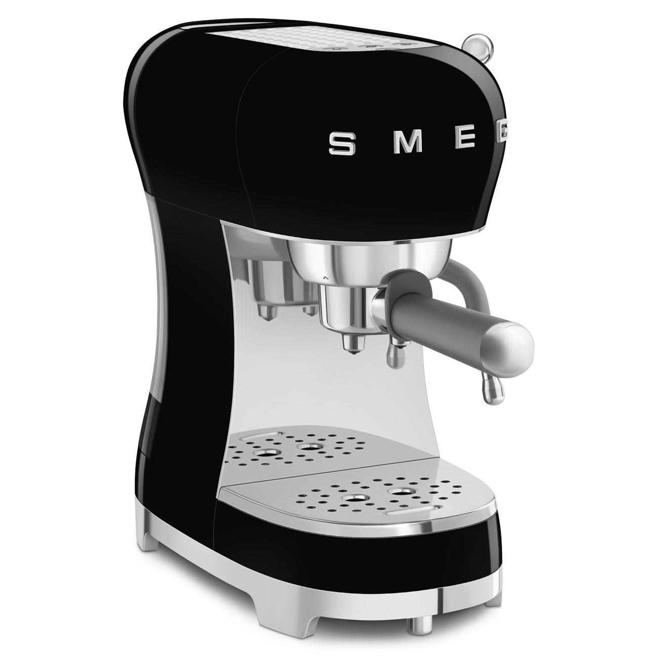 SMEG ECF02BLEU STANDART ESPRESSO MAKİNASI SİYAH