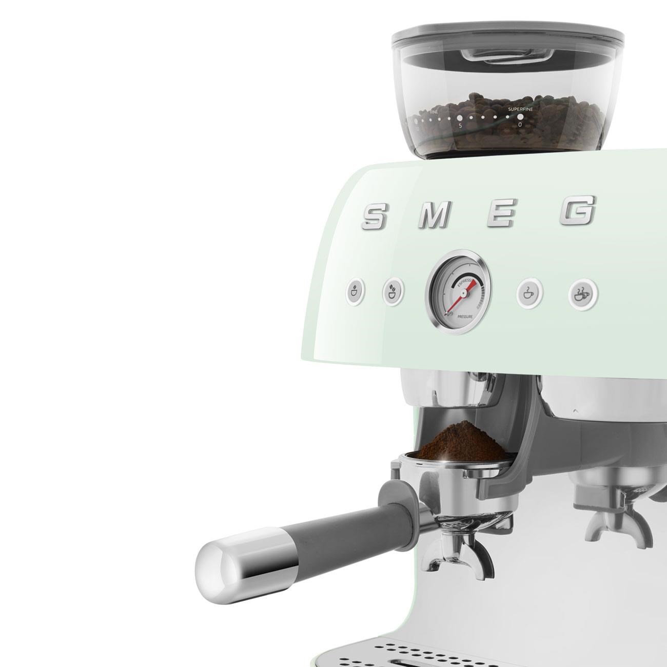 Smeg Kahve Öğütücülü Espresso Makinası Pastel Yeşil