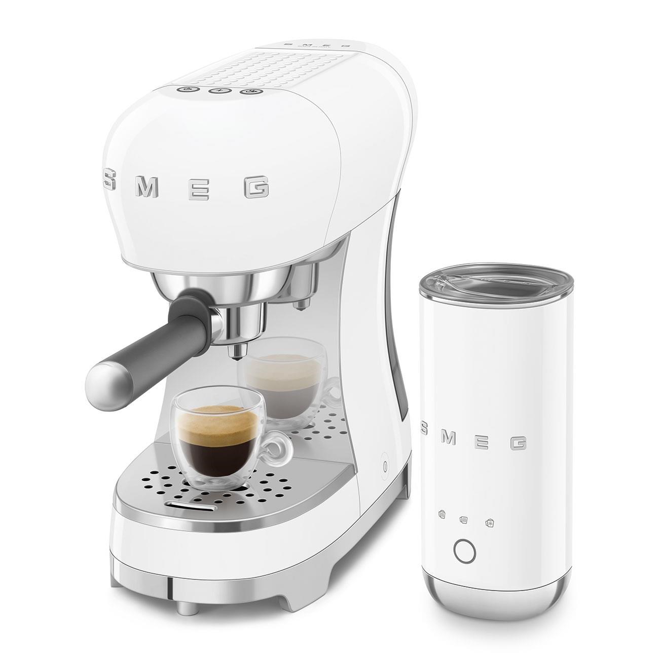 Smeg Manuel Espresso Kahve Makinesi + Süt Köpürtme Makinesi Bundle Beyaz