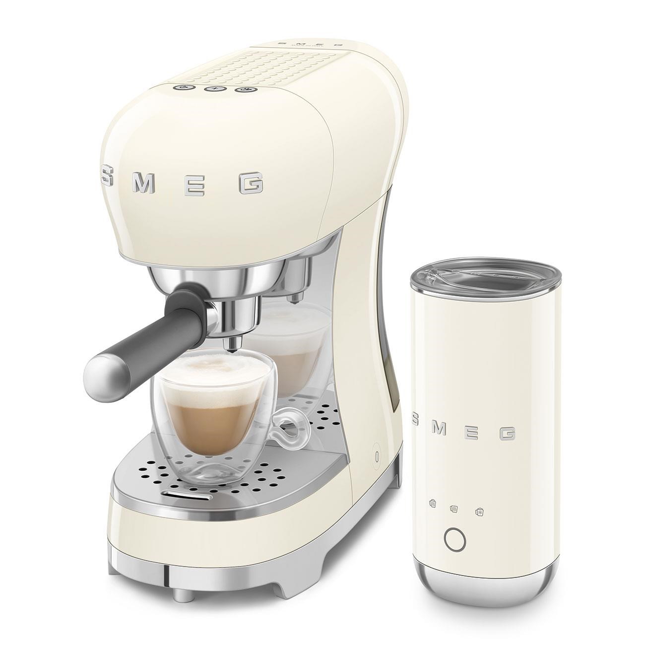 Smeg Manuel Espresso Kahve Makinesi + Süt Köpürtme Makinesi Bundle Krem