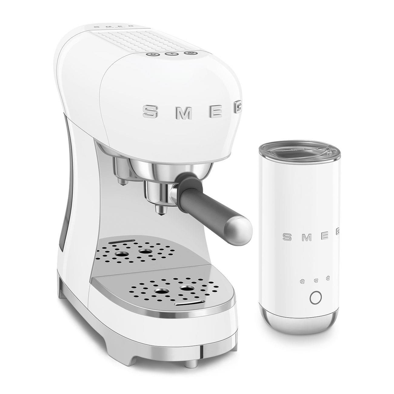 Smeg Manuel Espresso Kahve Makinesi + Süt Köpürtme Makinesi Bundle Beyaz