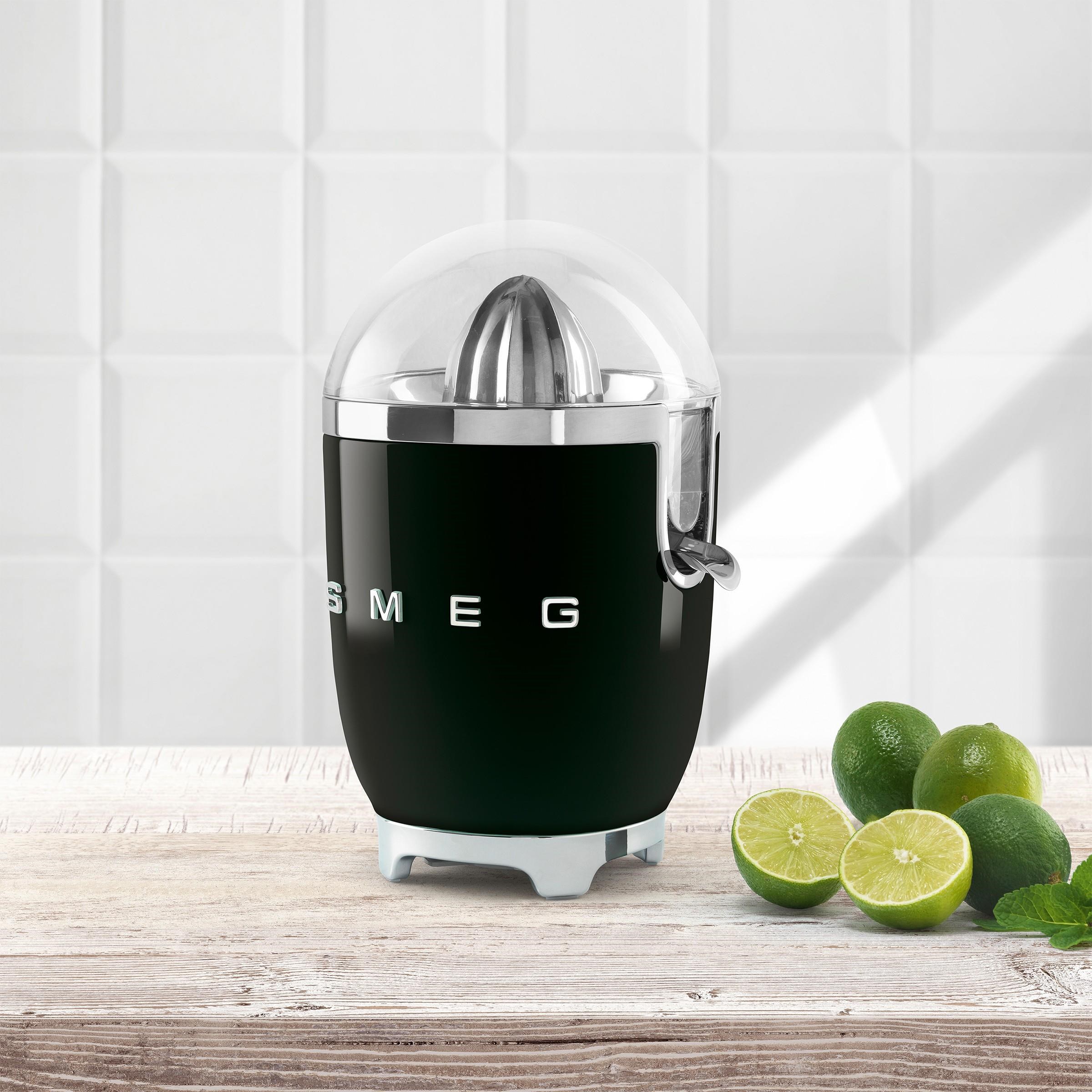 Smeg Narenciye Sıkacağı Siyah