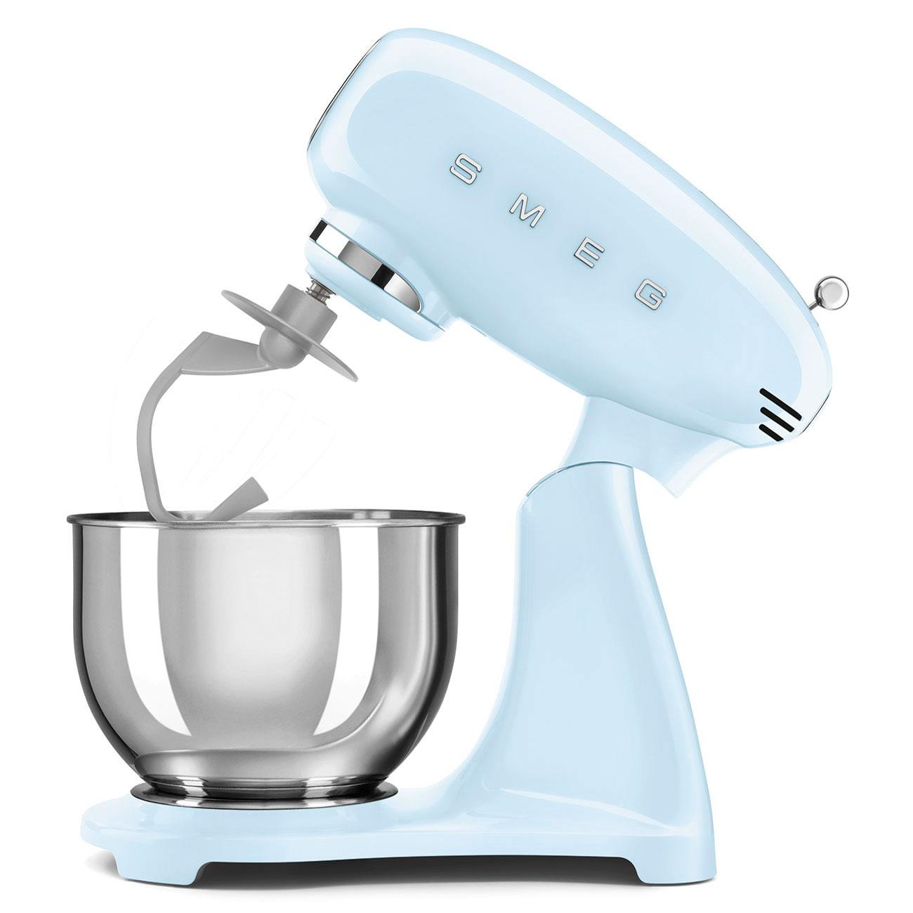 SMEG SMF03PBEU STAND MİKSER/HAMUR KARIŞTIRMA MAKİNESİ KOMPLE PASTEL MAVİ GÖVDE